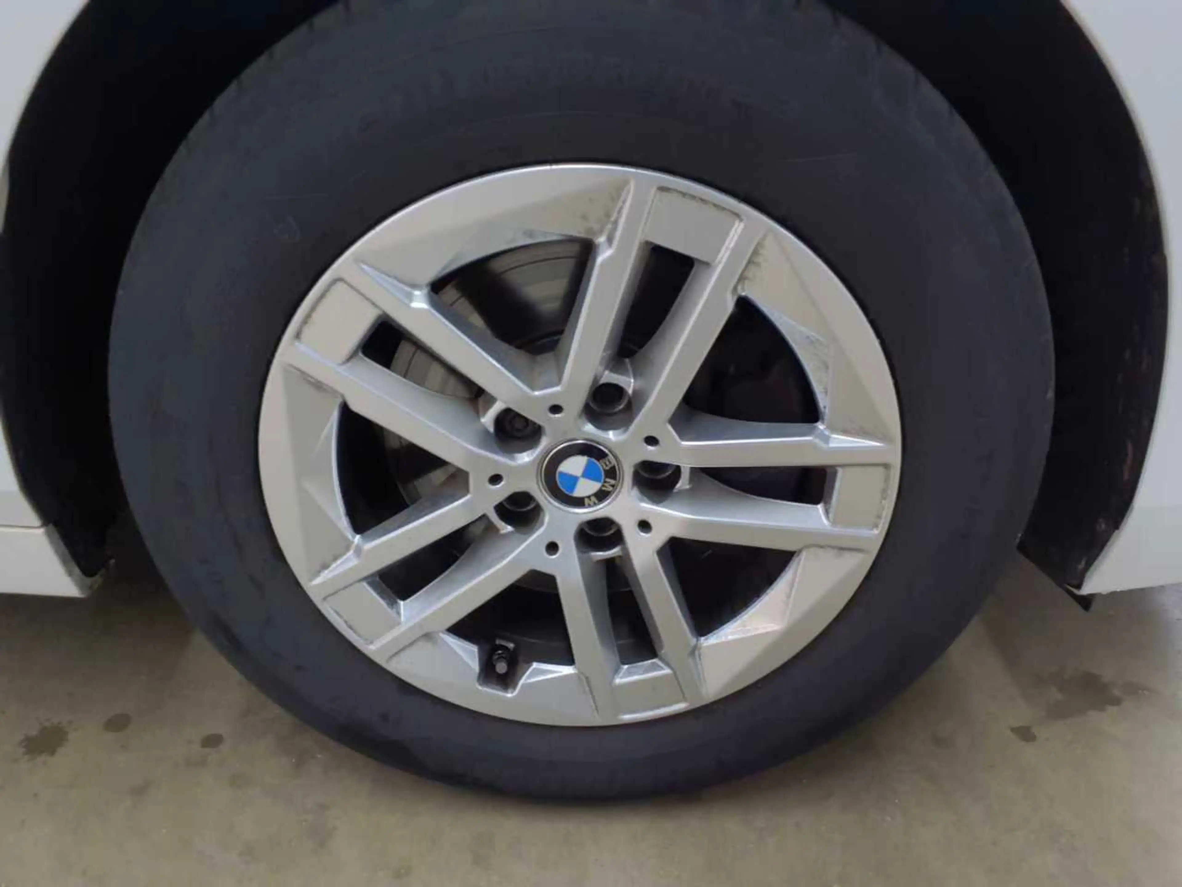 BMW 218 218d Active Tourer Aut. Navi Pano SHZ — photo 17
