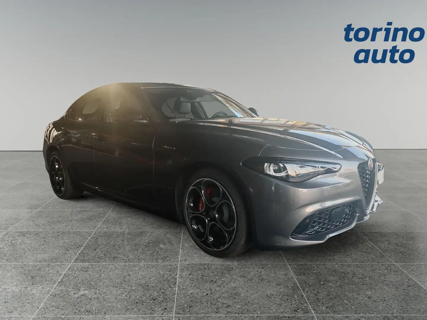 Alfa Romeo Giulia Giulia 2.2 Turbodiesel 210 CV AT8 AWD Q4 Veloce Gris - 1
