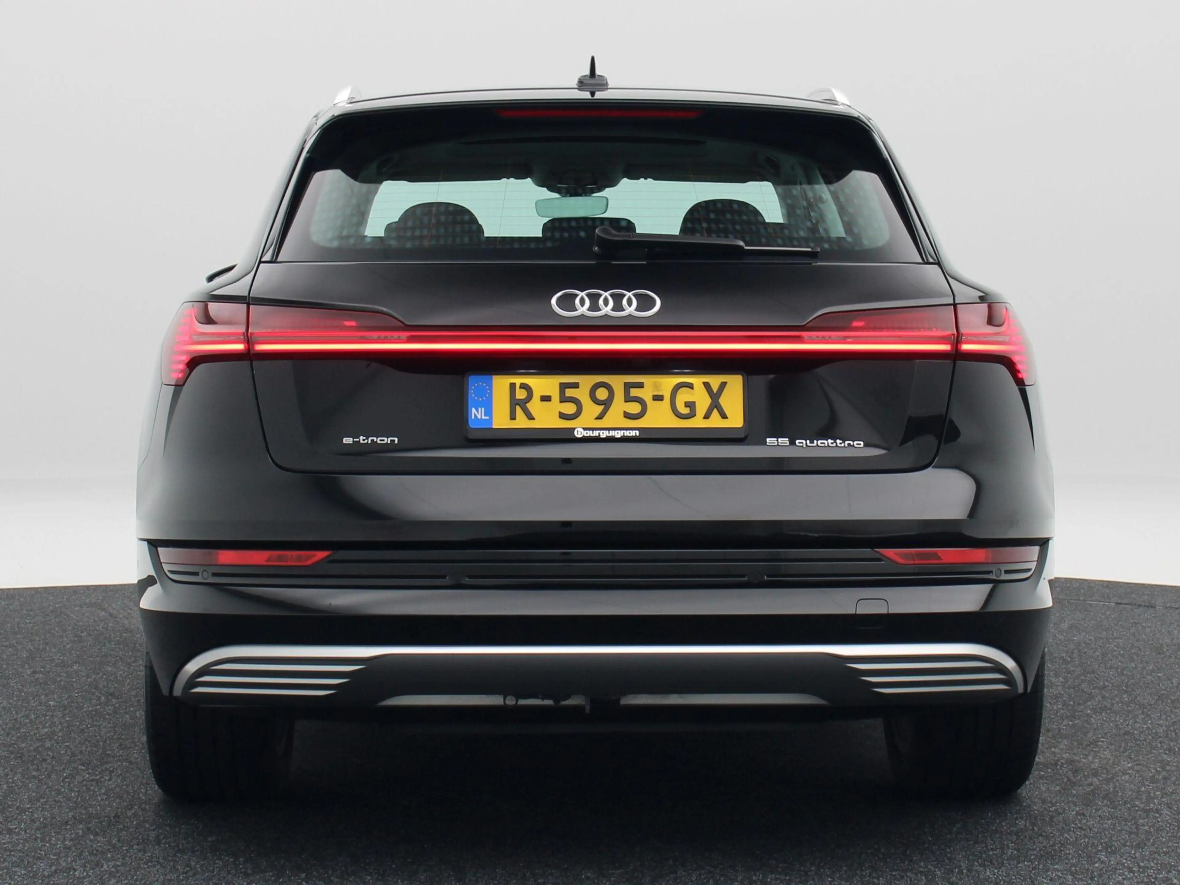 Audi e-tron 55 quattro Advanced edition Plus 95 kWh 408 Pk | L — photo 7