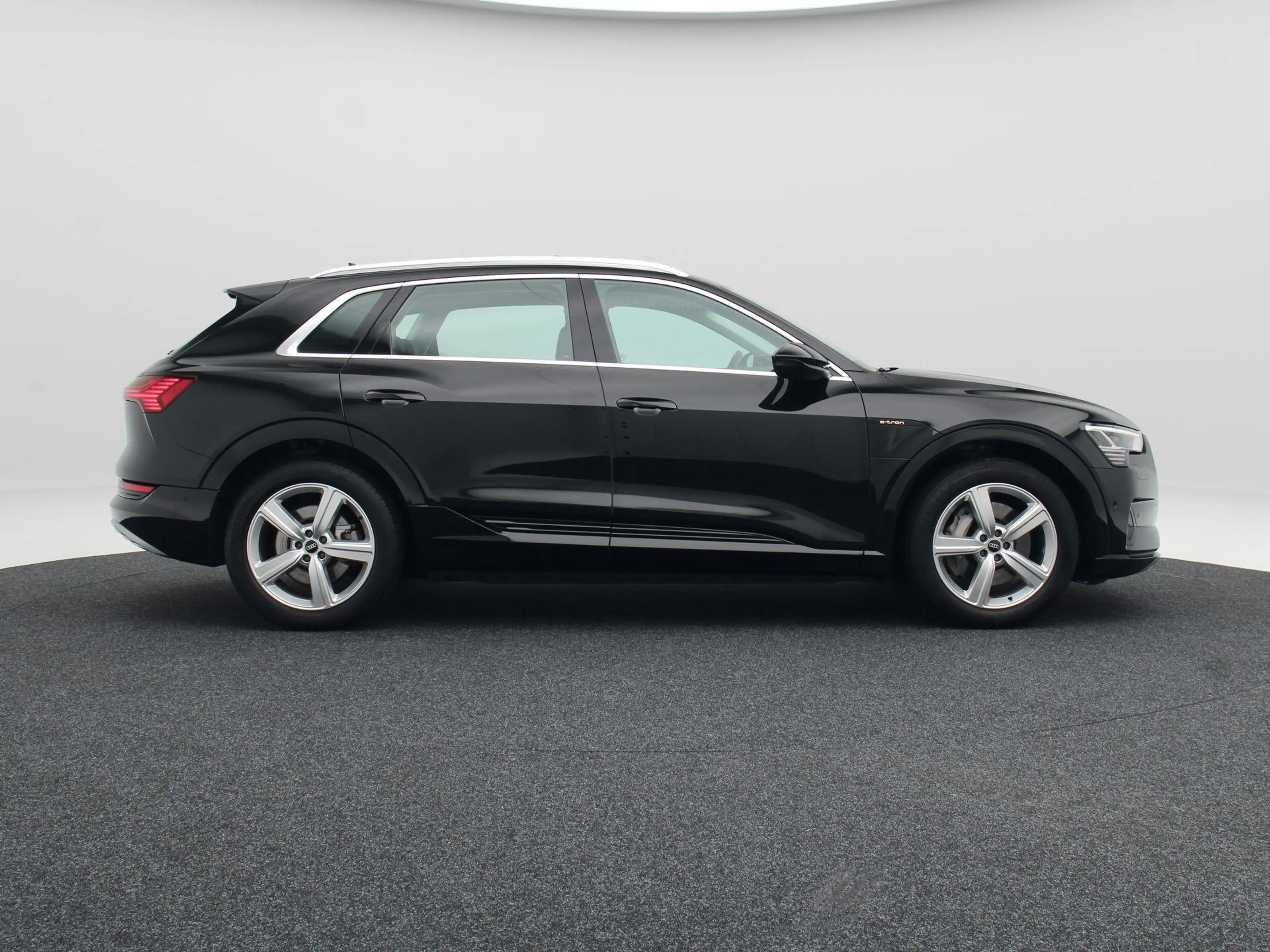 Audi e-tron 55 quattro Advanced edition Plus 95 kWh 408 Pk | L — photo 8