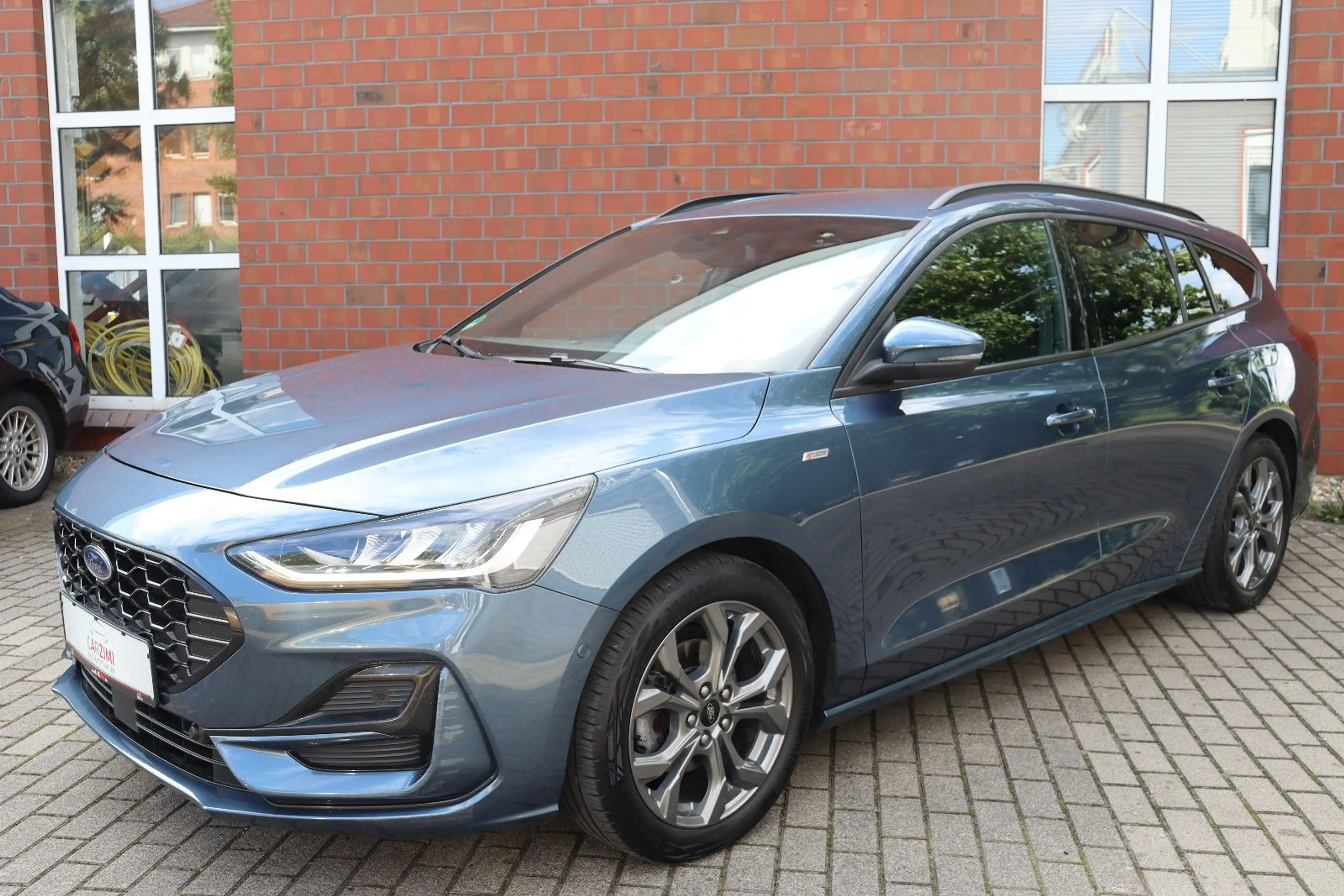 Ford Focus Turnier 1.0 EcoBoost ST-Line LED Navi 1.HD — photo 2