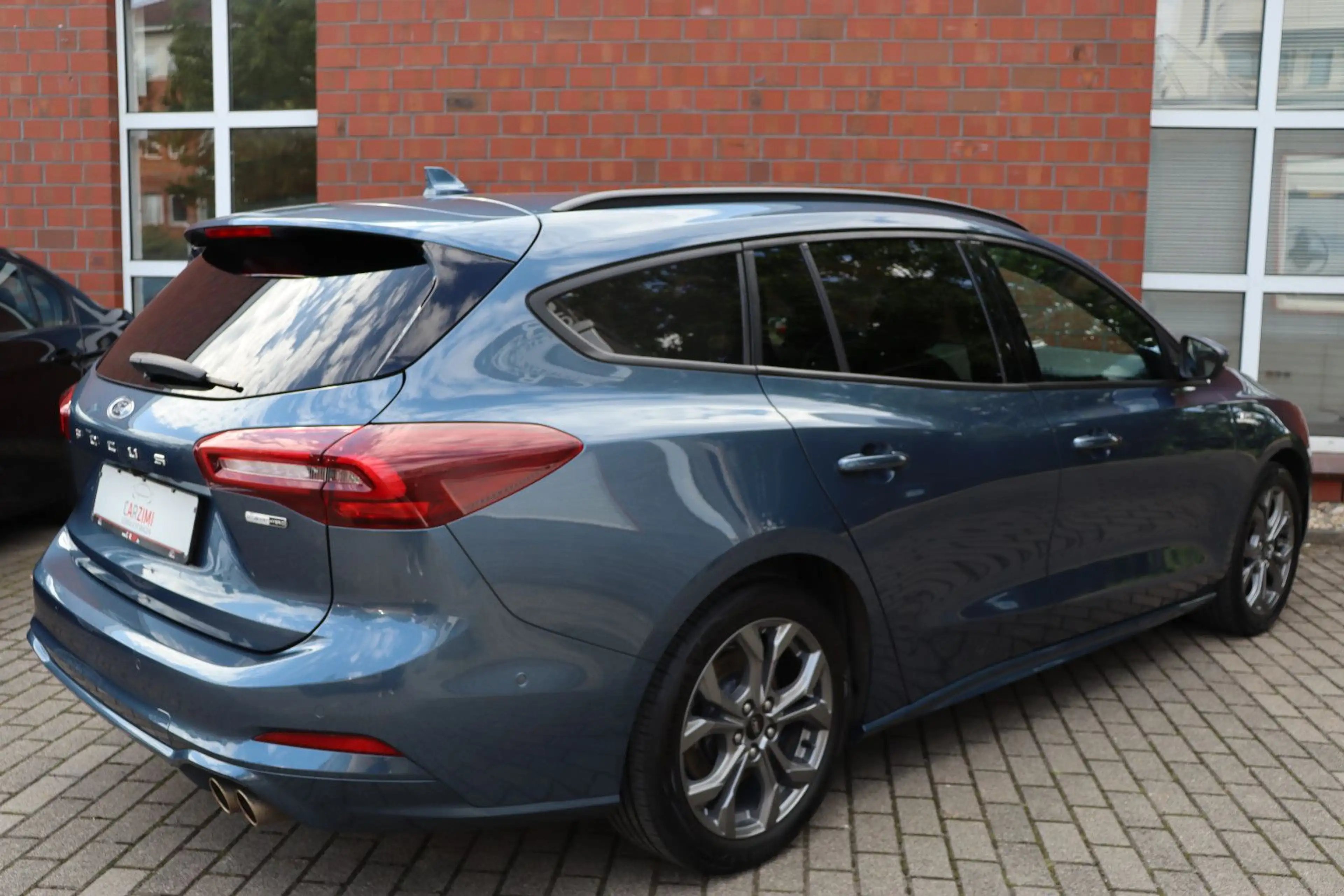 Ford Focus Turnier 1.0 EcoBoost ST-Line LED Navi 1.HD — photo 6