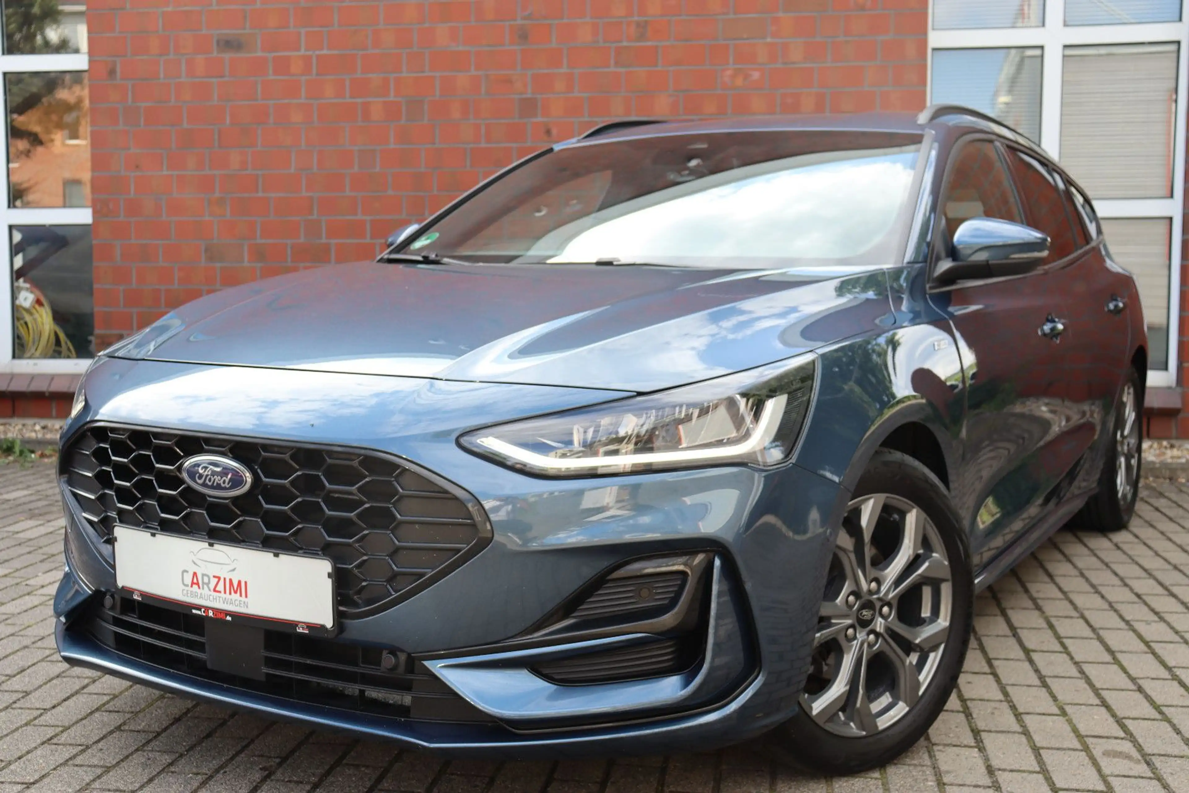 Ford Focus Turnier 1.0 EcoBoost ST-Line LED Navi 1.HD