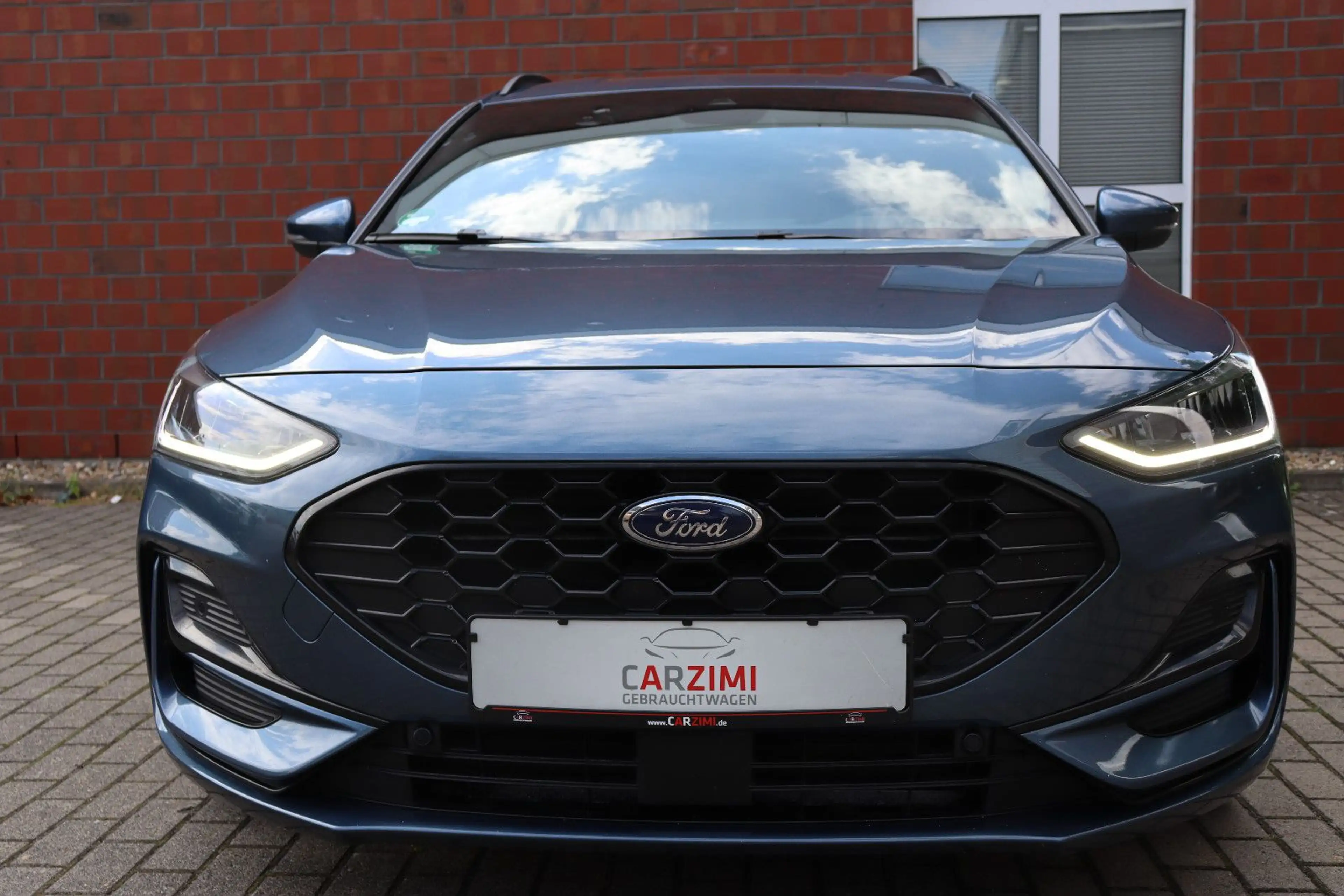 Ford Focus Turnier 1.0 EcoBoost ST-Line LED Navi 1.HD — photo 3