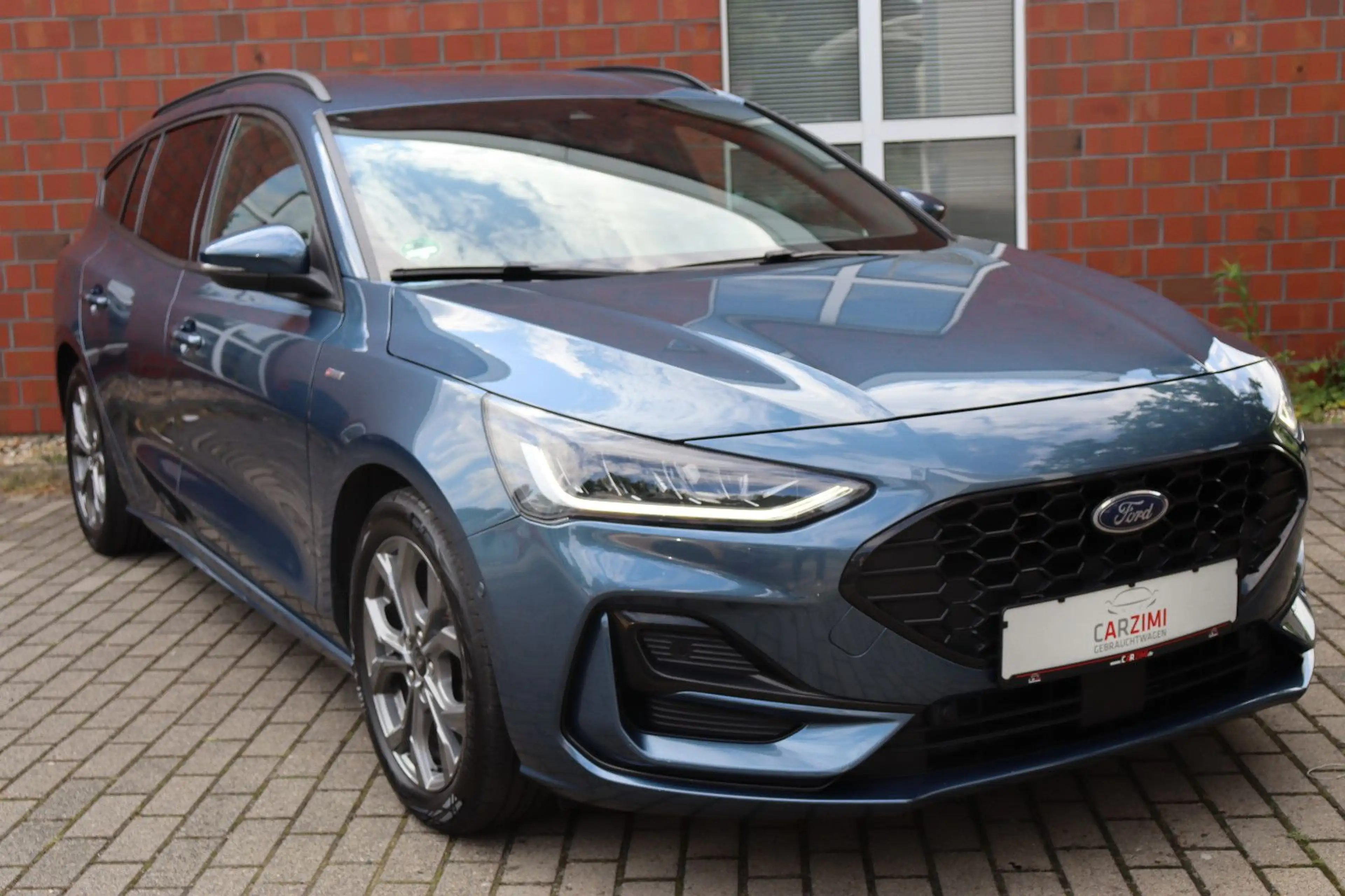 Ford Focus Turnier 1.0 EcoBoost ST-Line LED Navi 1.HD — photo 4