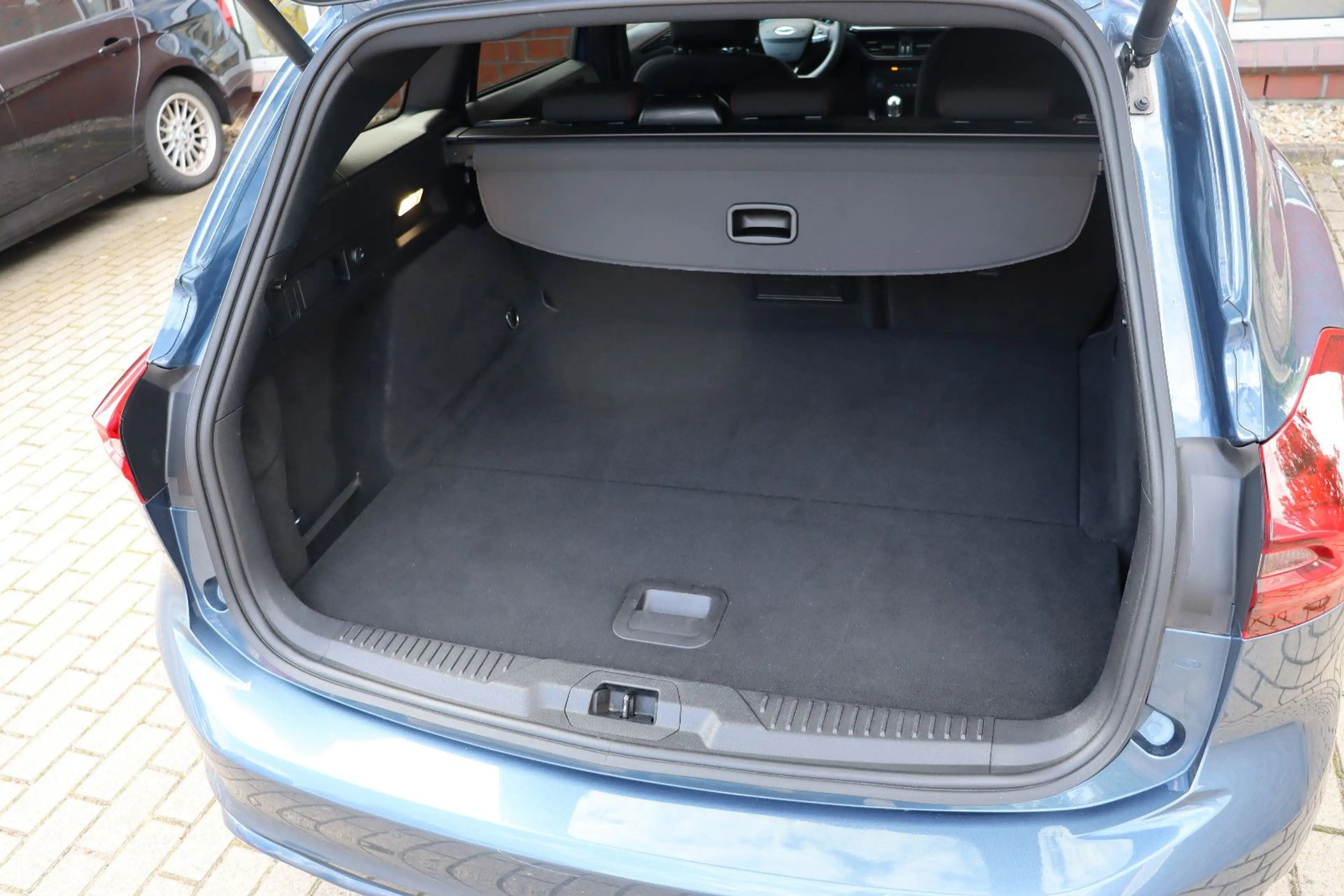 Ford Focus Turnier 1.0 EcoBoost ST-Line LED Navi 1.HD — photo 10