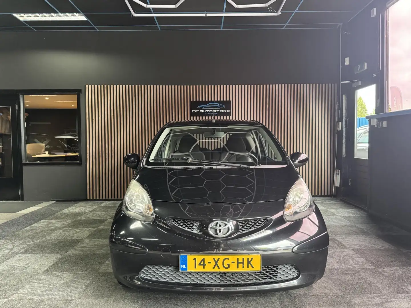 Toyota Aygo 1.0-12V +Airco Elec Ramen In Zeer nette Staat!!! Zwart - 2