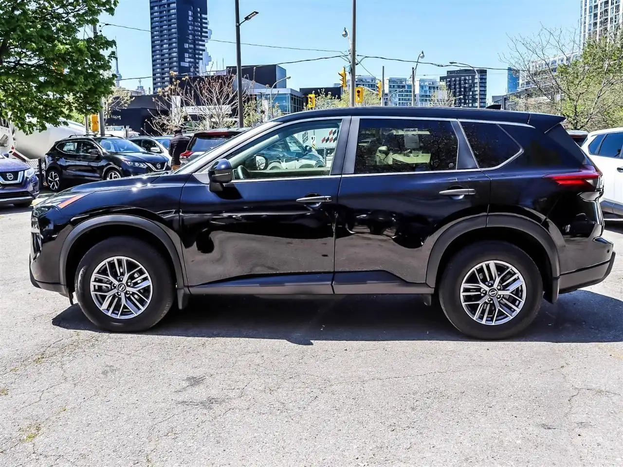 Nissan Rogue снимка Nissan Rogue
