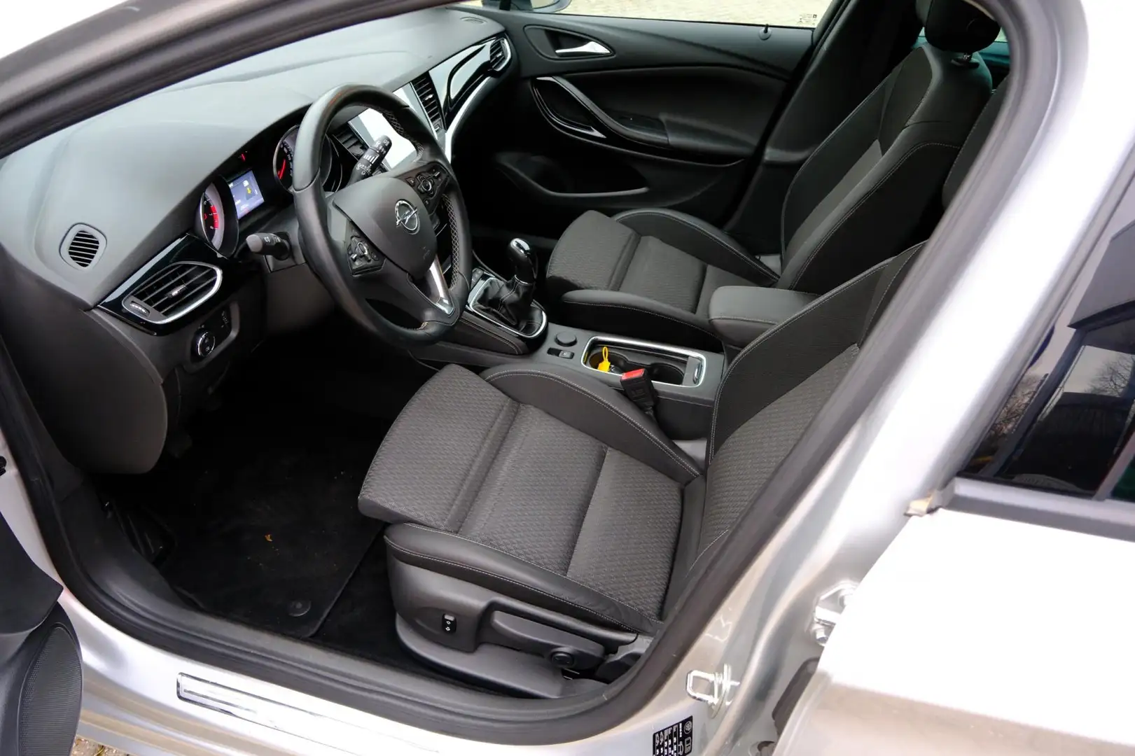 Opel Astra Sports Tourer 1.6 200pk Innovation Schuifdak|1e Ei Grijs - 2