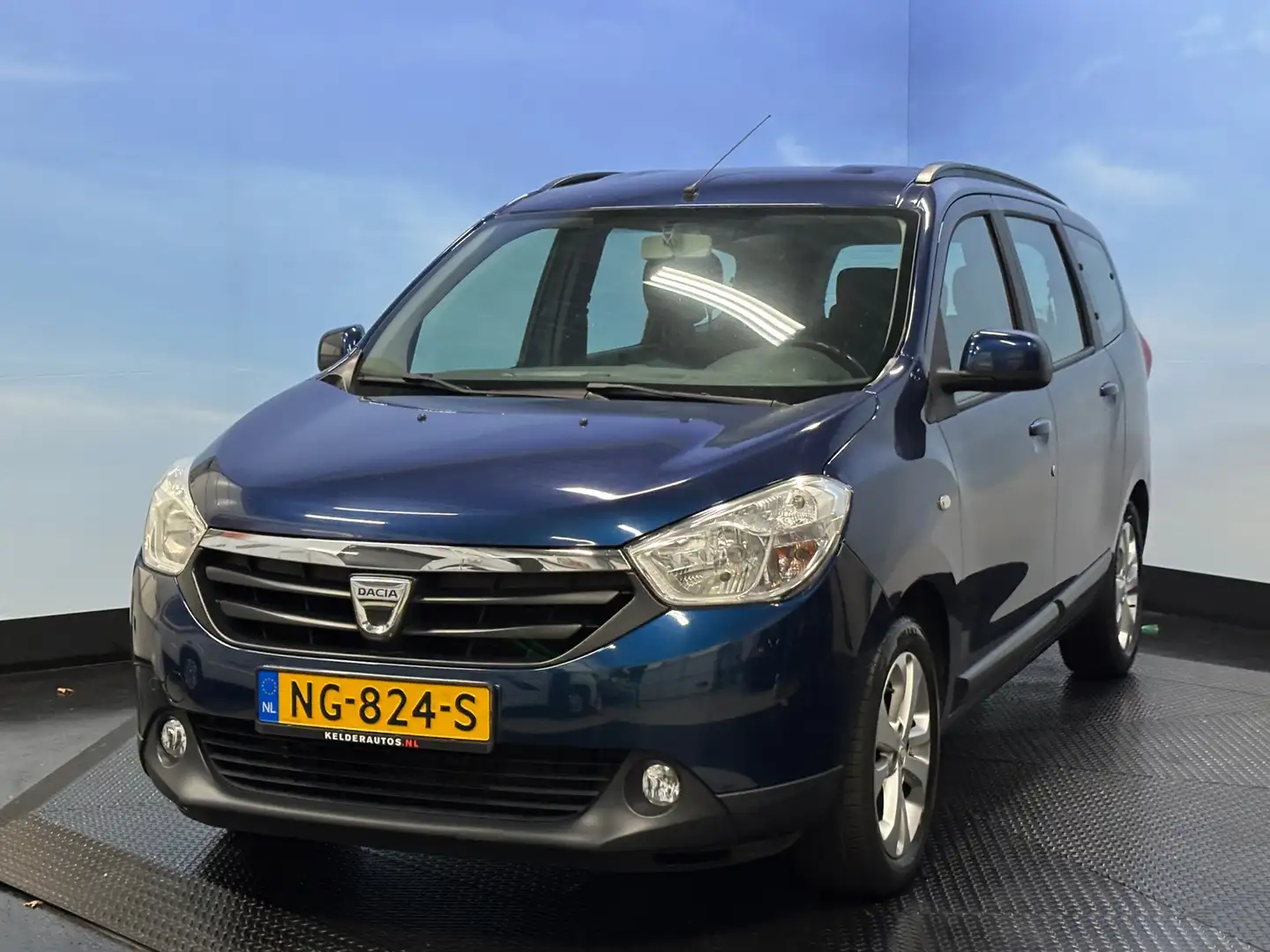 Dacia Lodgy 1.2 TCe Lauréate 7p. Airco | Cruise | Navi | Camer Blauw - 2