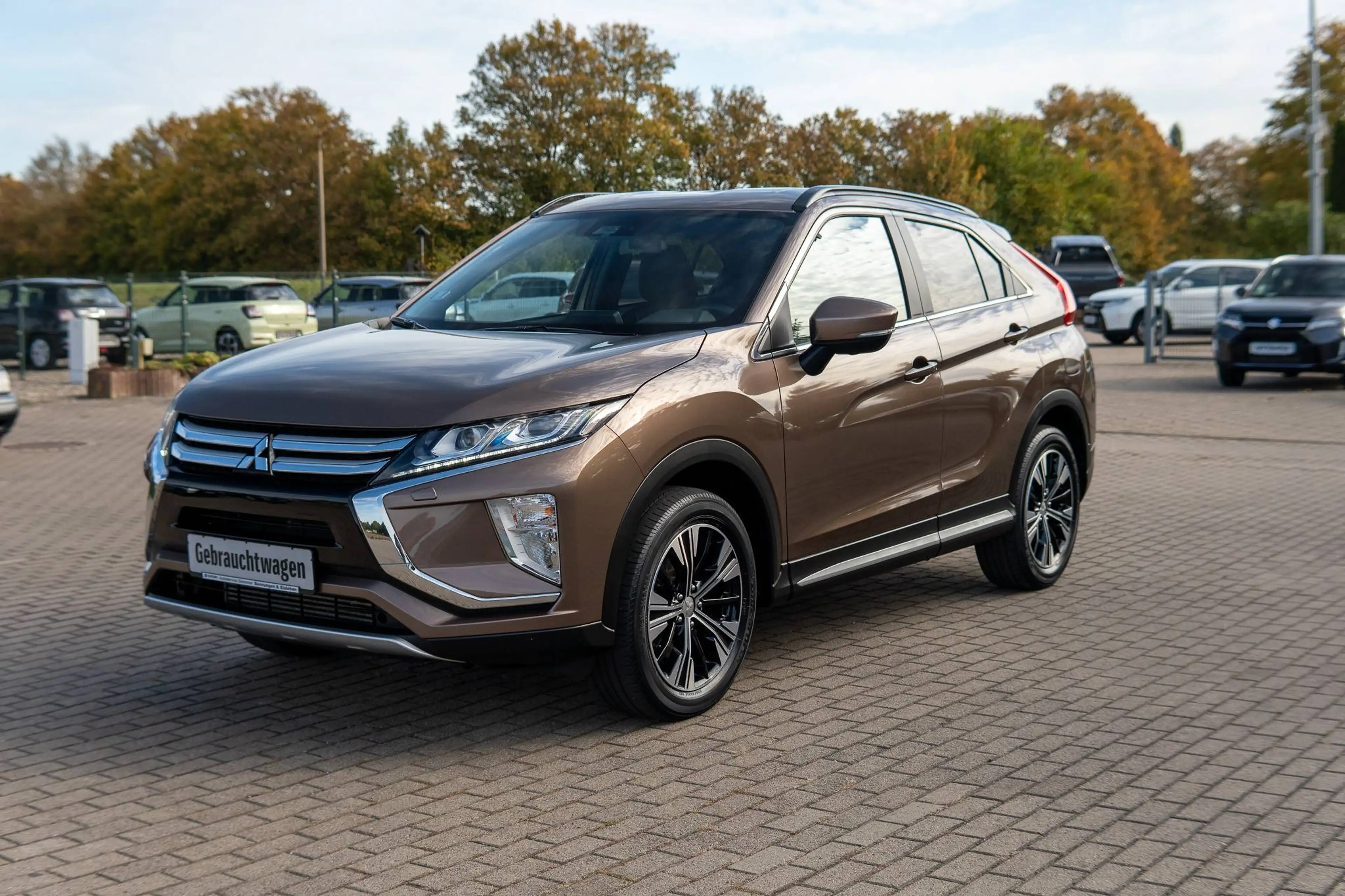 Mitsubishi Eclipse Cross 1.5 T-MIVEC, Diamant Edition+ 4WD *FRONTSCHEIBE HEIZBAR *4xSHZ *LED *NAVI *360° KAMERA