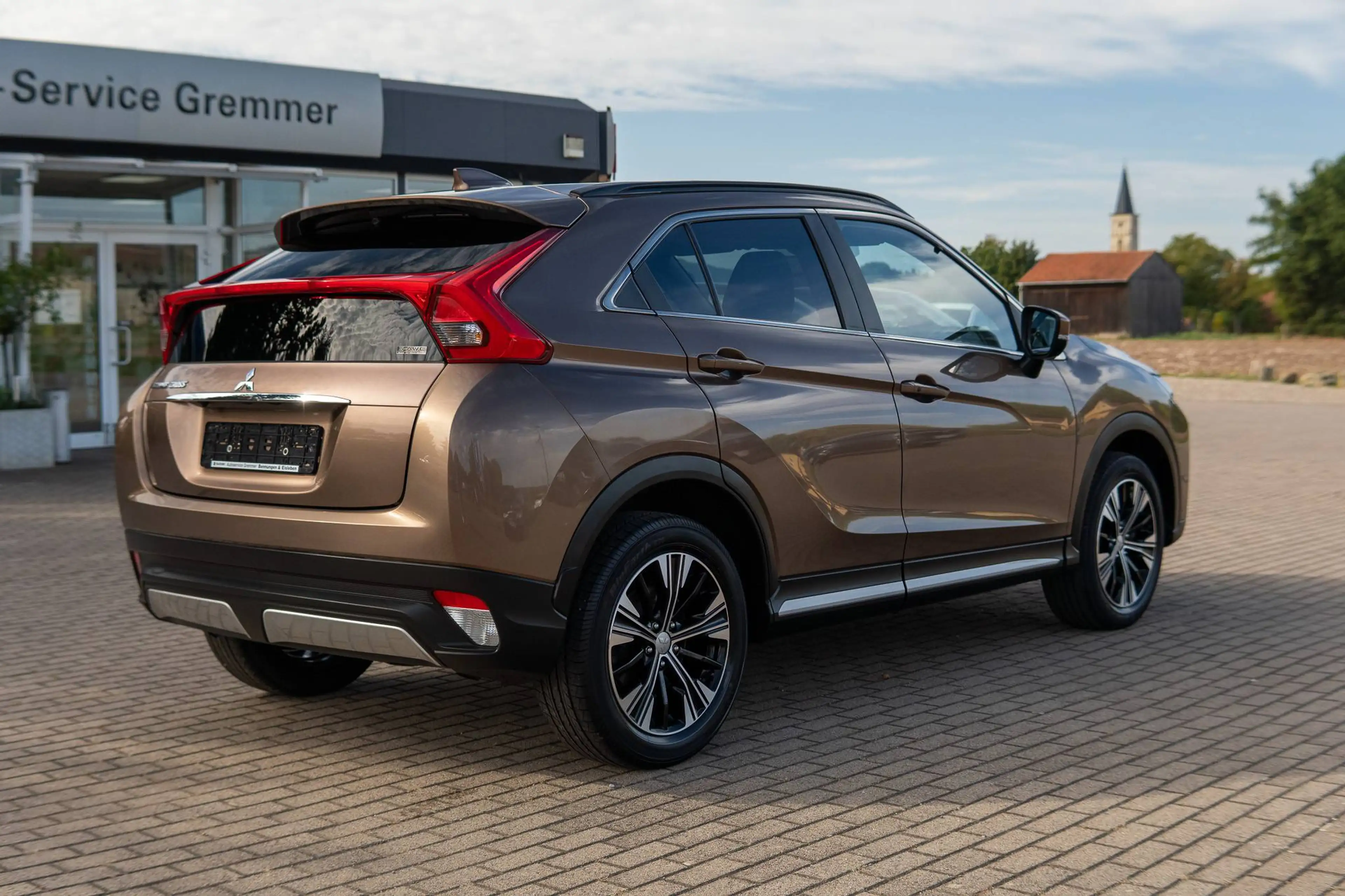 Mitsubishi Eclipse Cross 1.5 T-MIVEC, Diamant Edition+ 4WD *FRONTSCHEIBE HEIZBAR *4xSHZ *LED *NAVI *360° KAMERA — photo 6