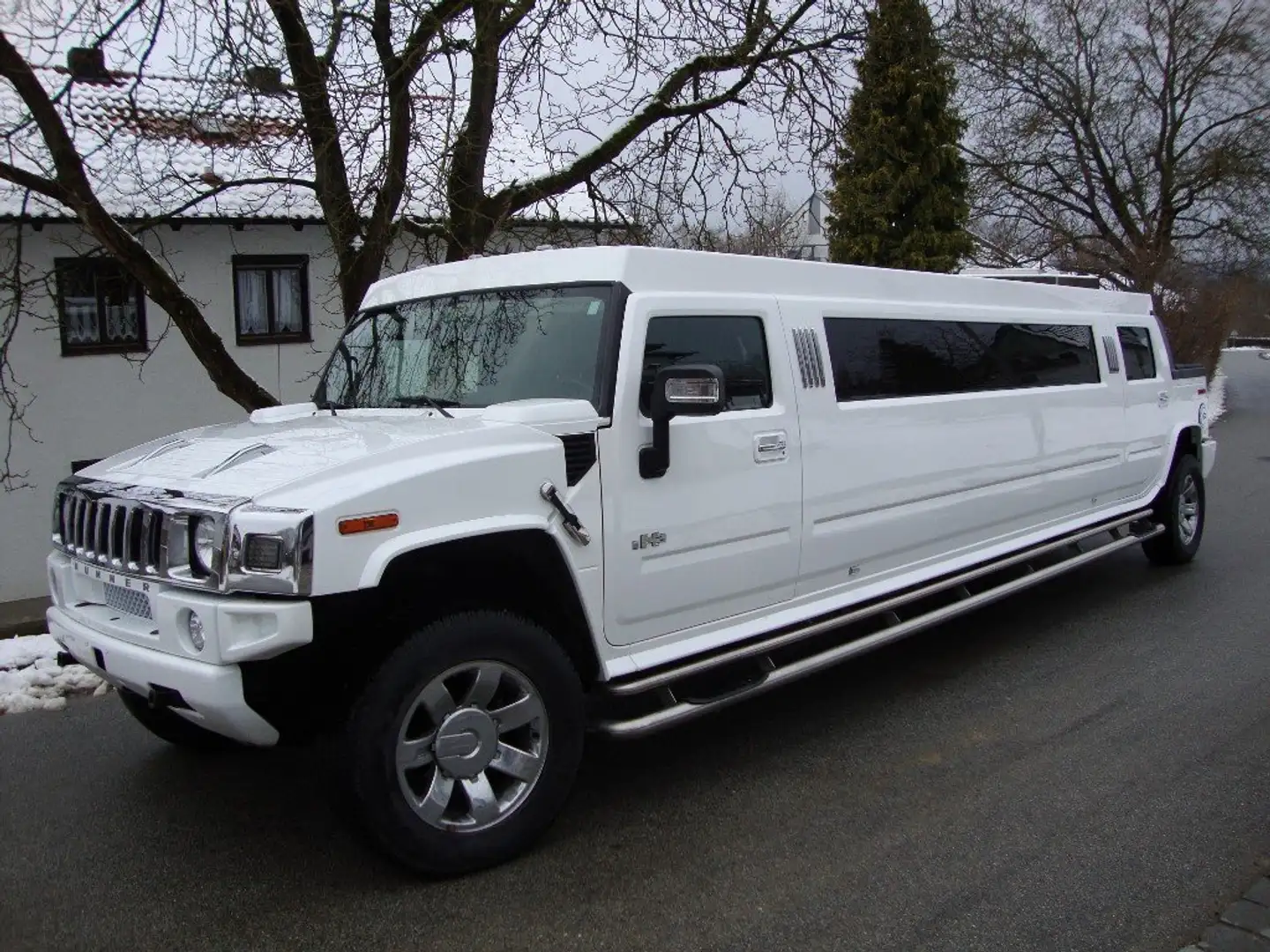 HUMMER H2 STRETCHLIMOUSINE Biały - 1