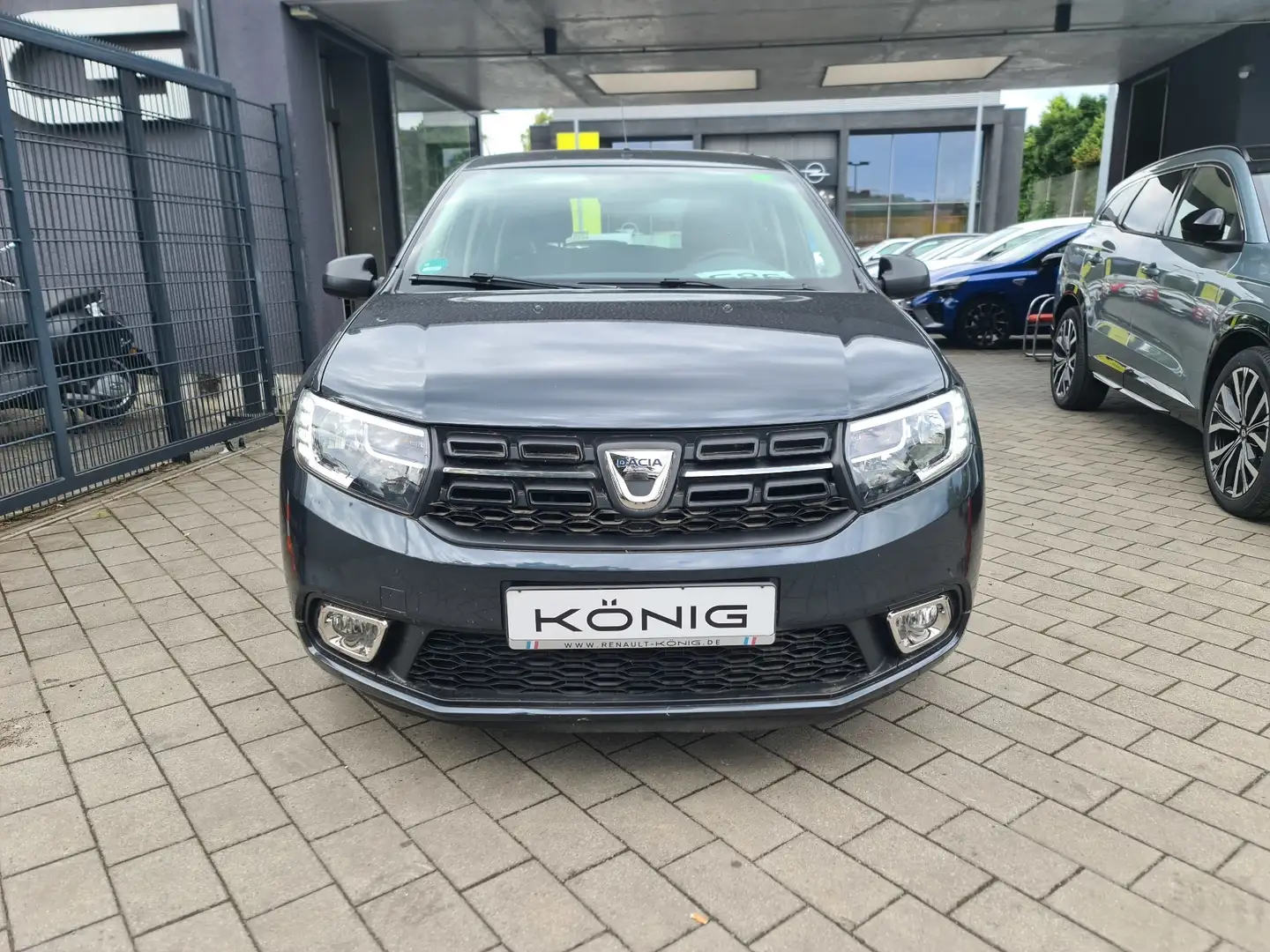 Dacia Sandero II 1.0 SCe 75 Essential Grau - 2