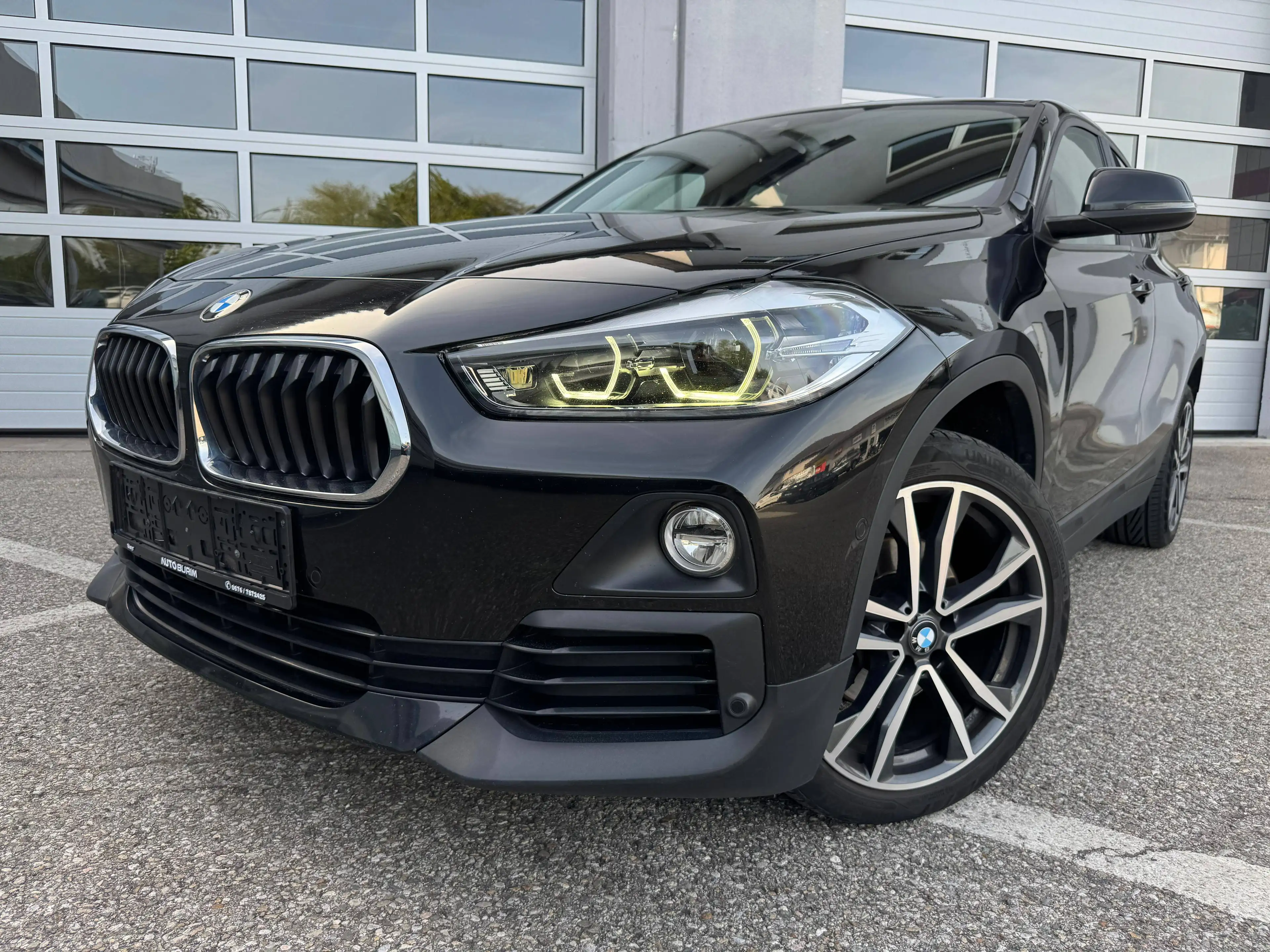 BMW X2 sDrive 18 d Aut. LED/Panoramadach/Bluetooth — photo 2