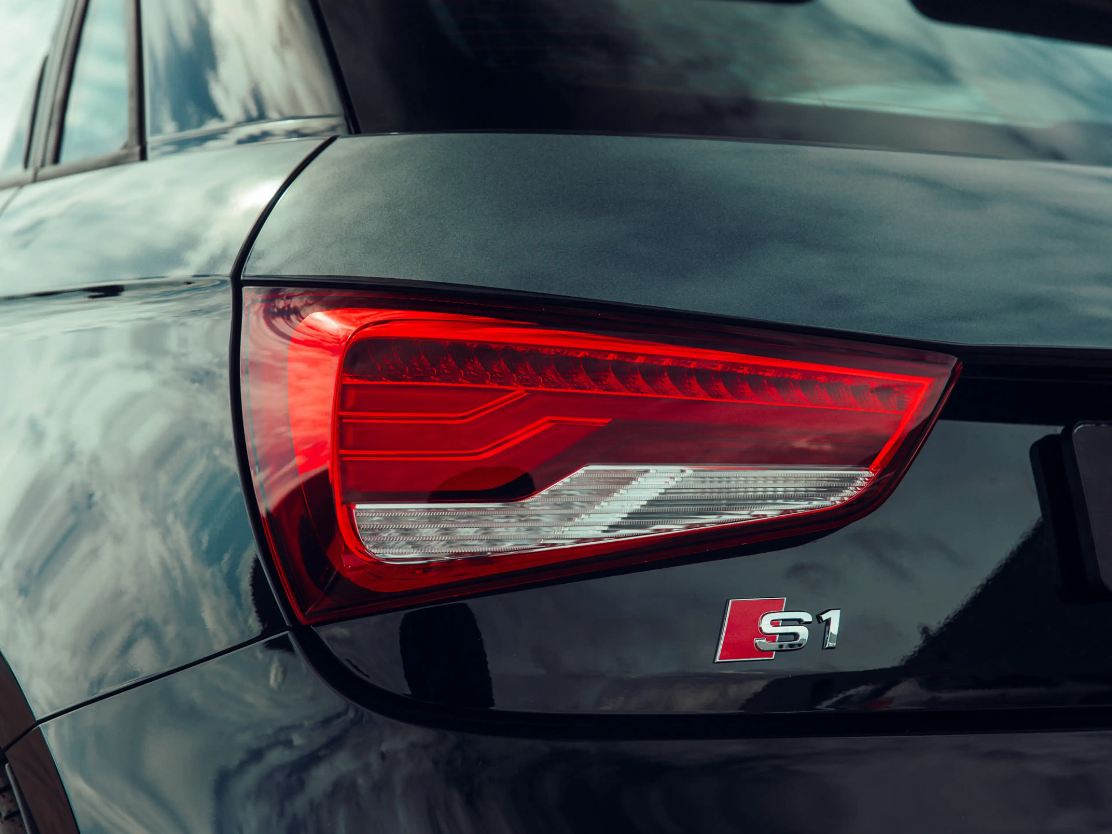 Audi A1 2.0 TFSI S1 Quattro Unieke nieuwe Audi S1 — photo 10
