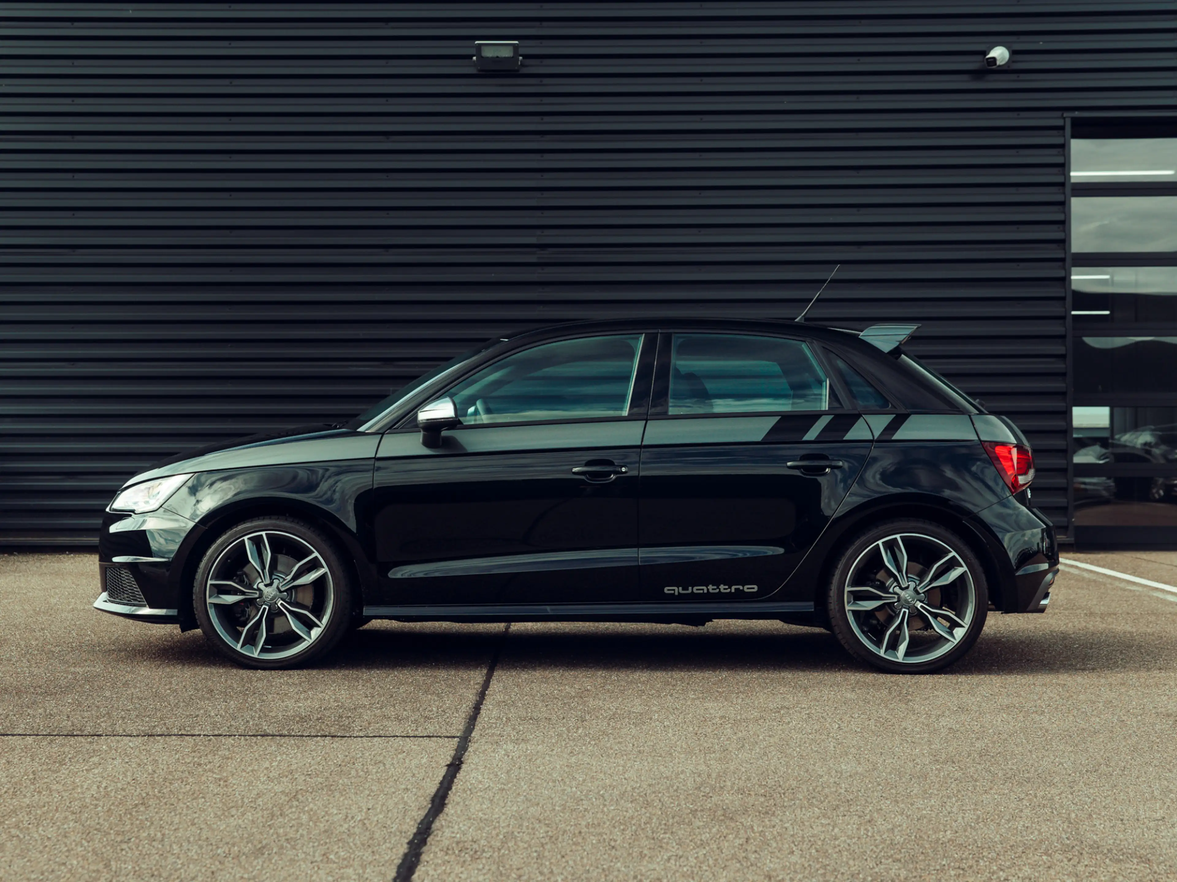 Audi A1 2.0 TFSI S1 Quattro Unieke nieuwe Audi S1 — photo 8