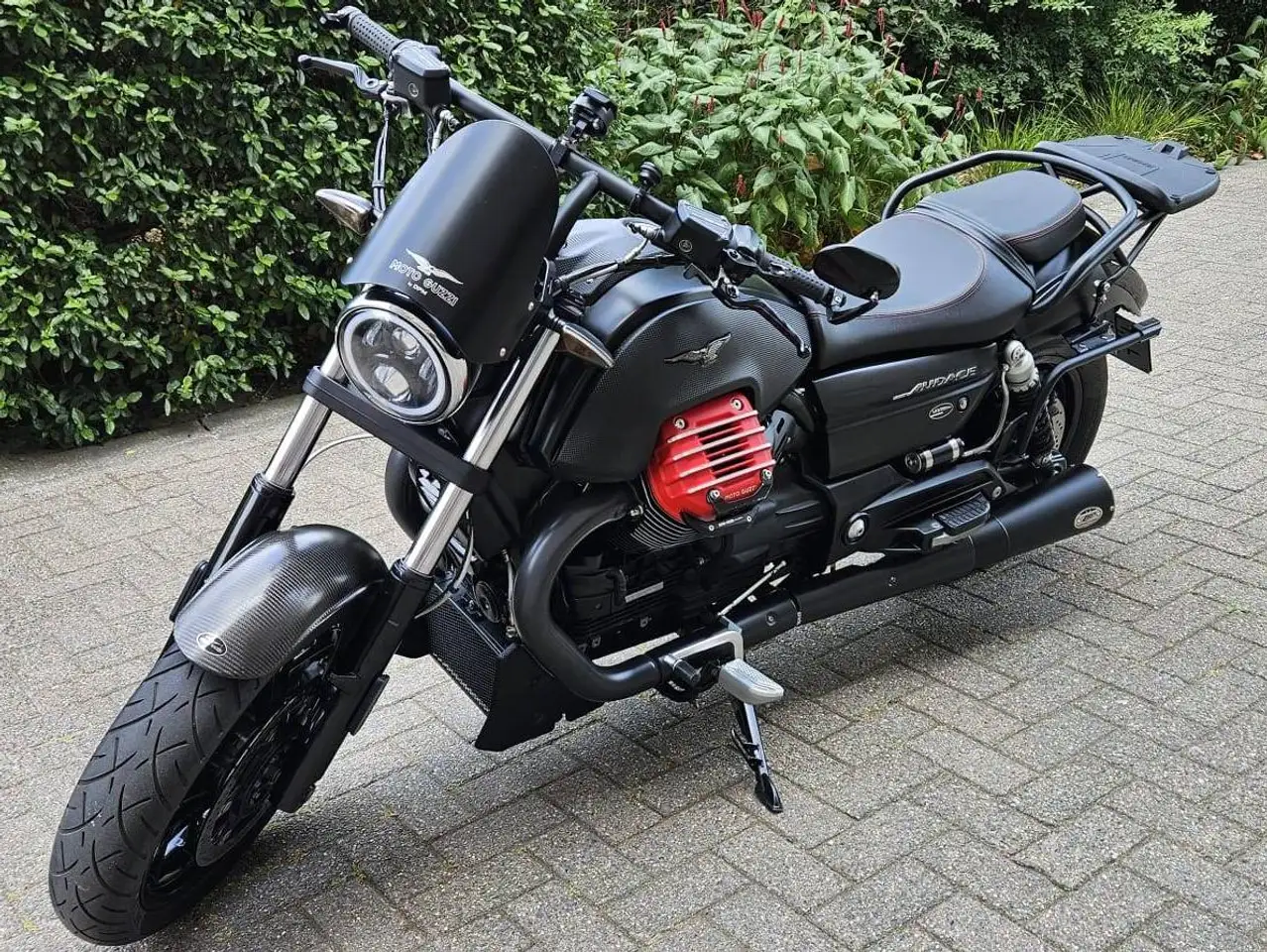 Moto Guzzi Audace