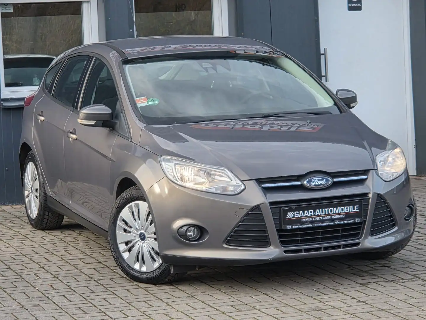Ford Focus Lim. Trend/KLIMA Braun - 1