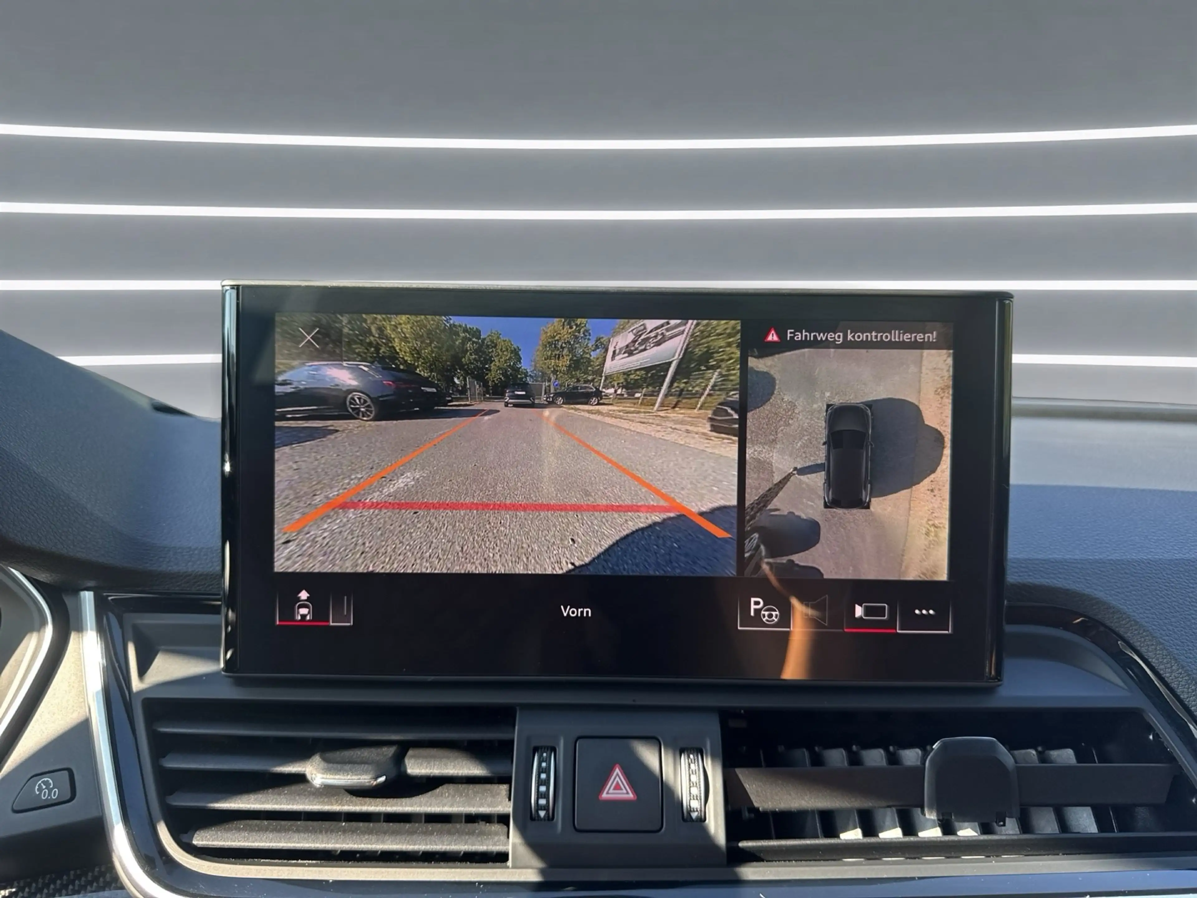 Audi SQ5 TDI qu MATRIX AHK 360° LUFT STHZG PANO B&O — photo 9