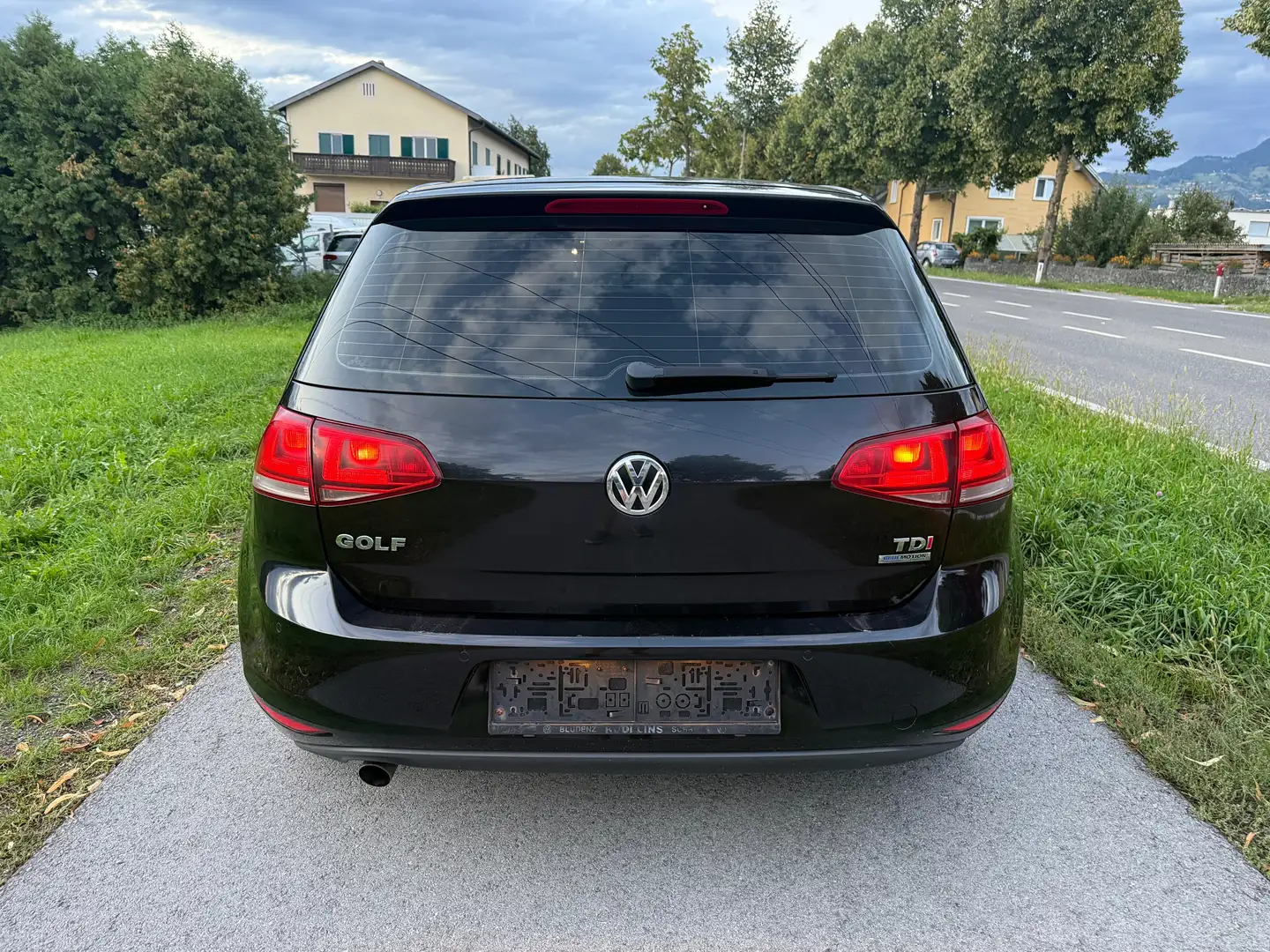 Volkswagen Golf Golf Sky TDI Schwarz - 2