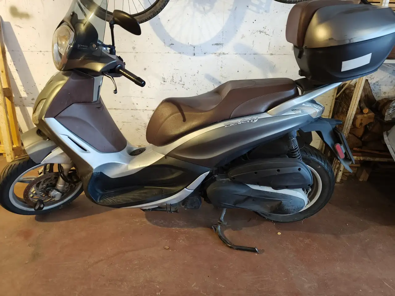 Piaggio Beverly 350