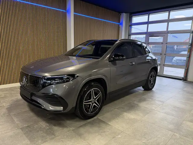 Mercedes-Benz EQA 350 EQA 70.5 kWh 350 4-Matic AMG Line