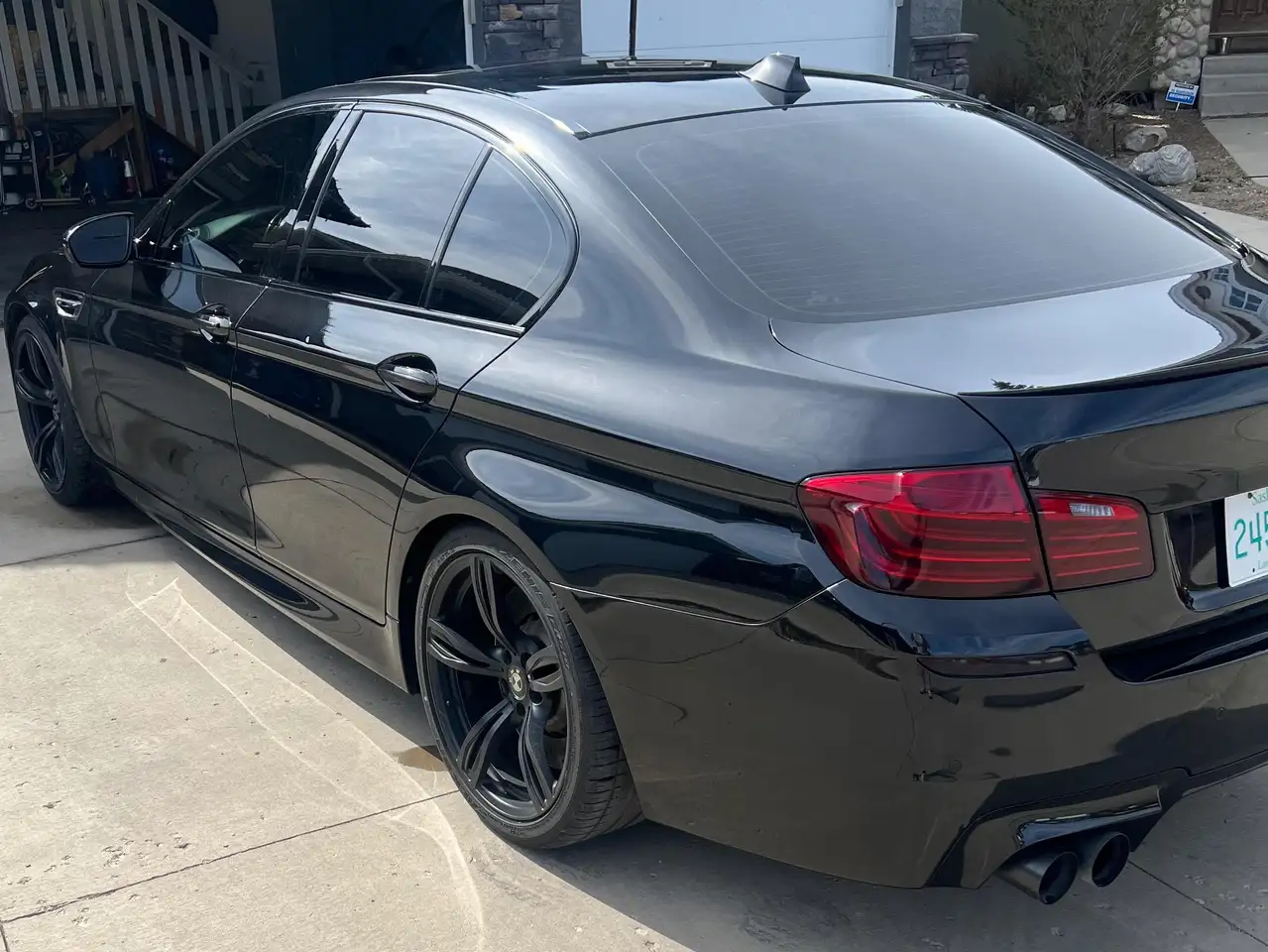 BMW M5 photo BMW M5