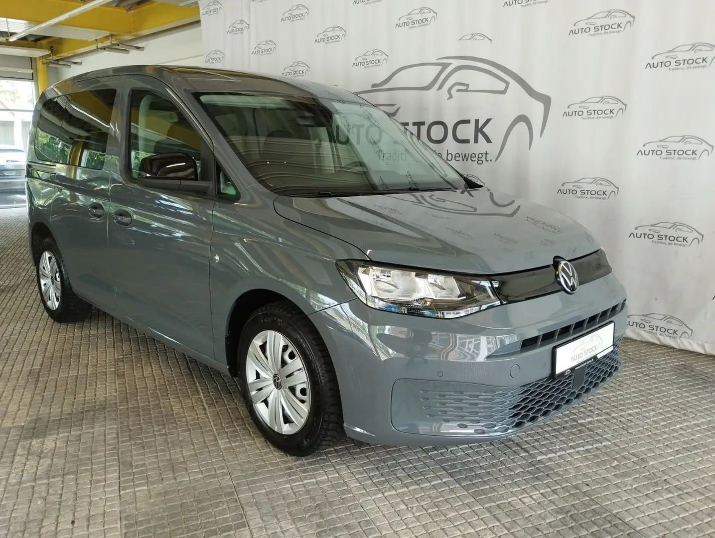 Volkswagen Caddy 1,5TSI Klimaauto PDC Sitzheiz Bluetooth Grau - 1