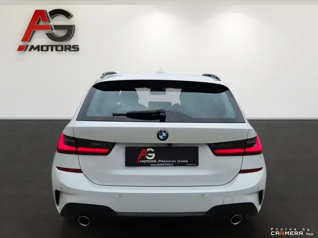 BMW 3 Series view 7