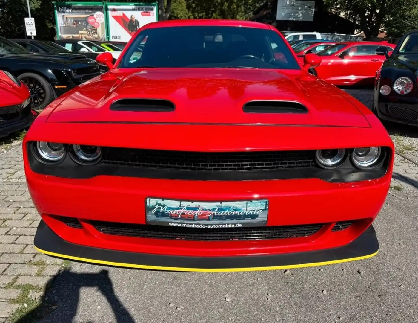Dodge Challenger SXT RWD Rouge - 2