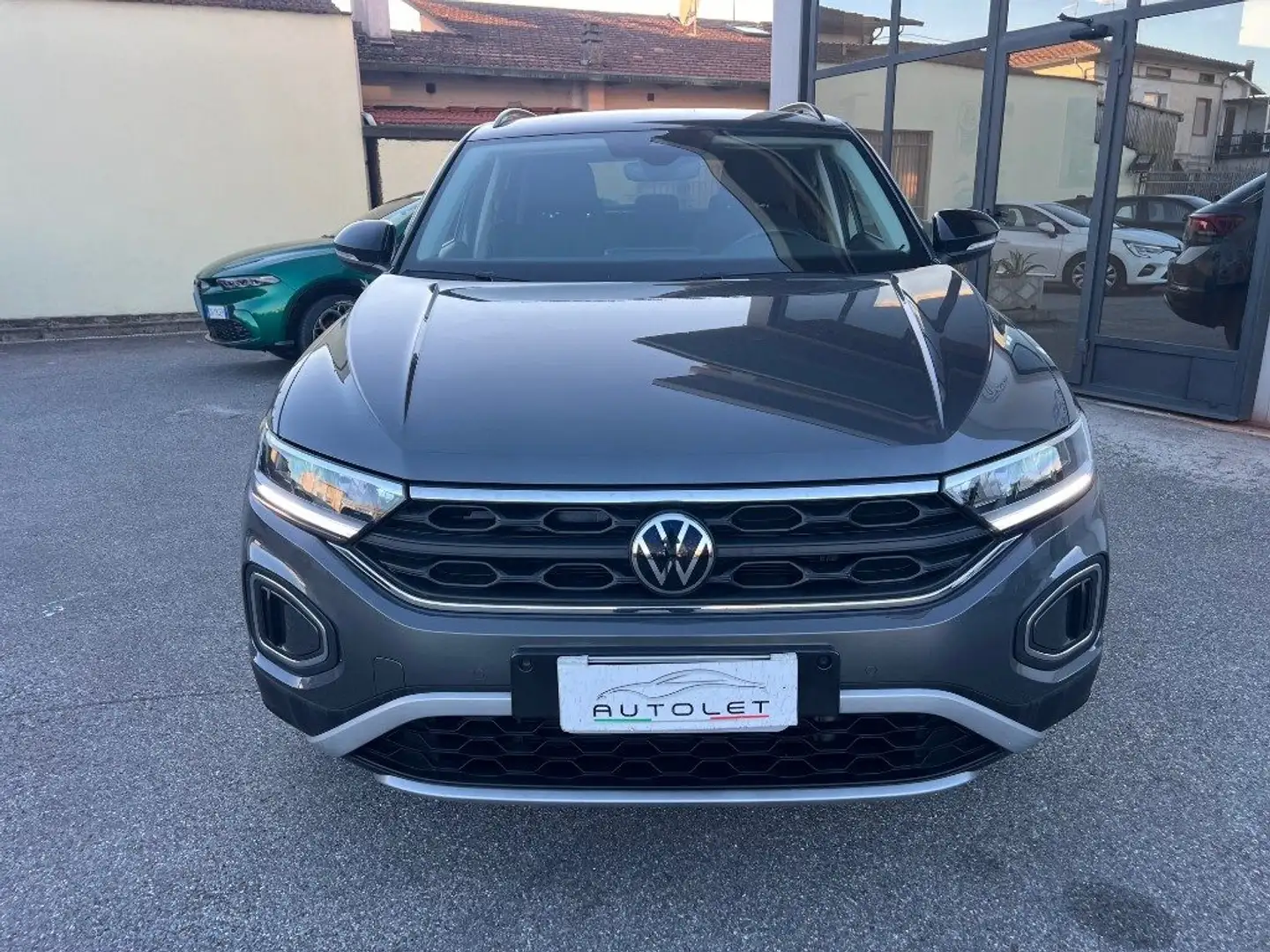 Volkswagen T-Roc 1.0 TSI Life Grigio - 2