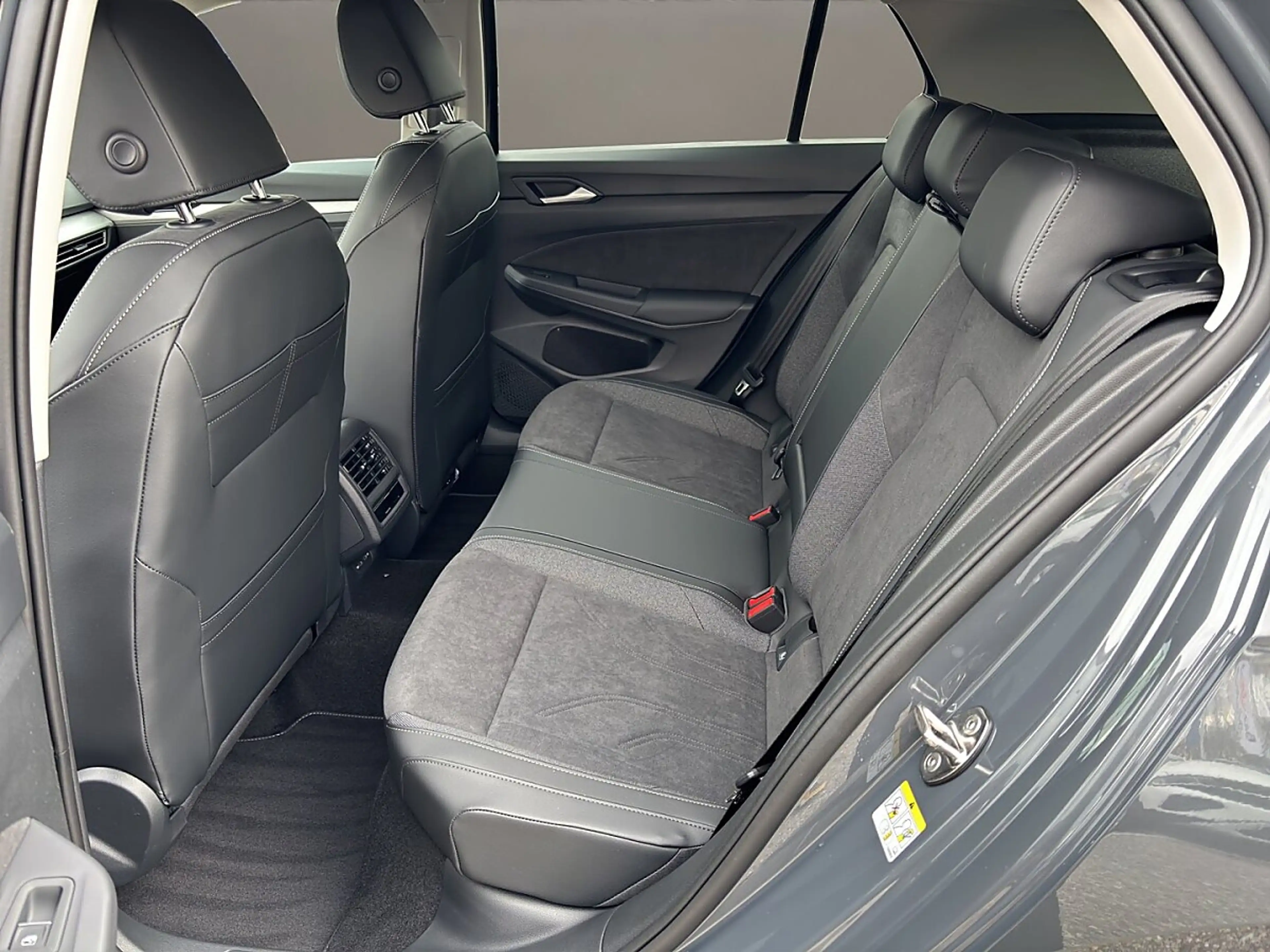 Volkswagen Golf R abbit TSI — photo 10