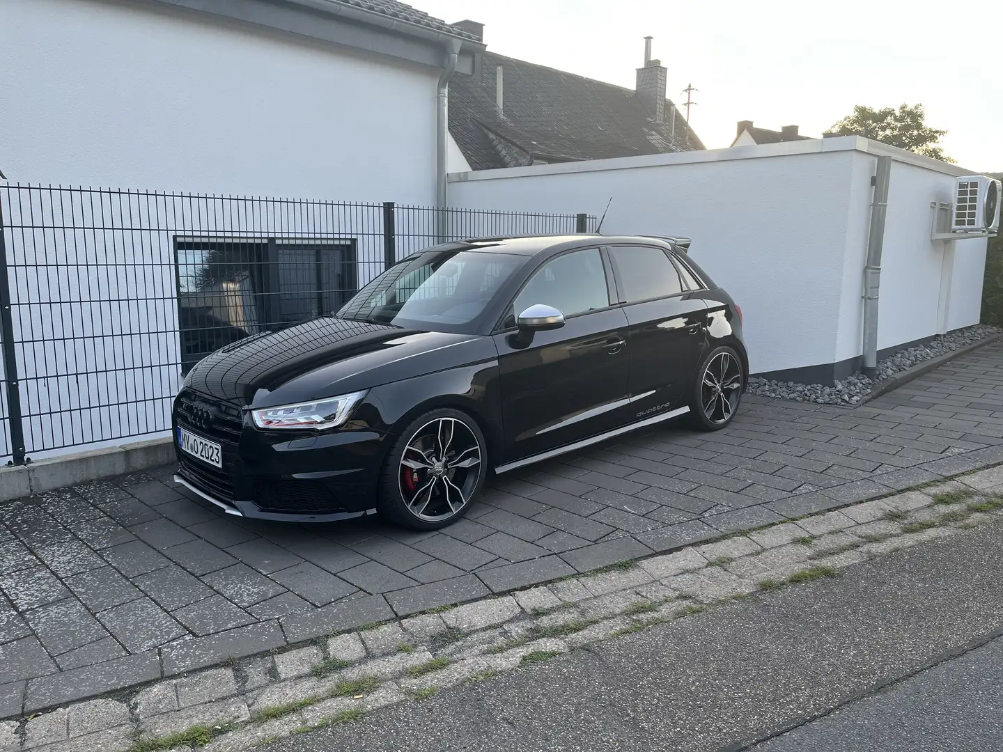 Audi S1 Sportback - Quattro - Bose - Quattro Sitze Schwarz - 2