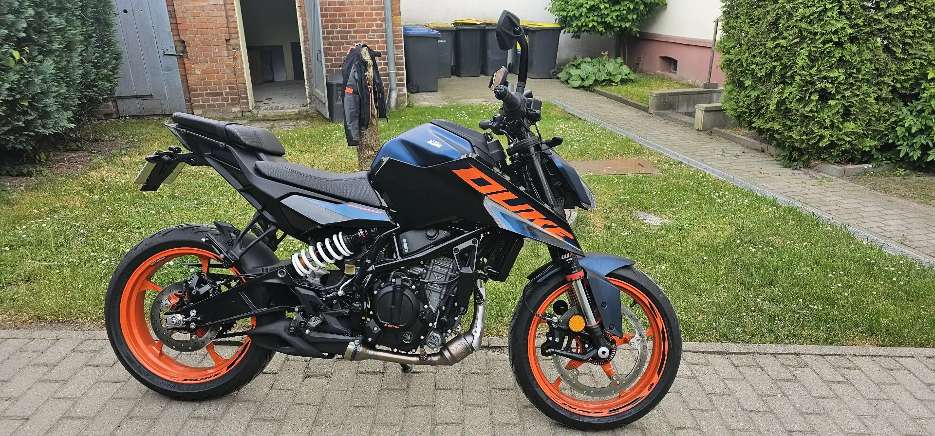 KTM 125 Duke Azul - 1