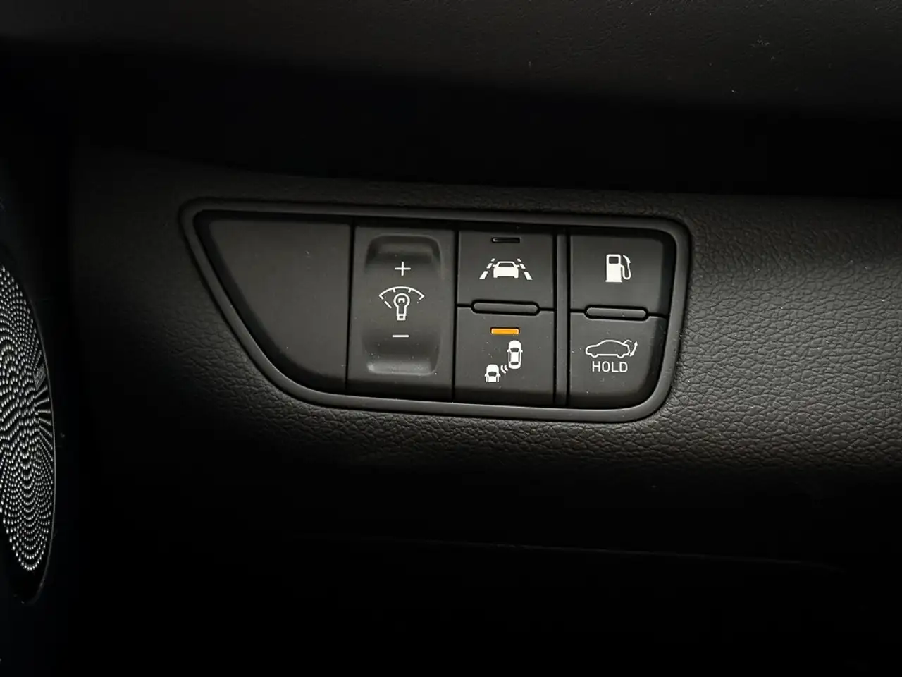 Genesis G70 снимка Genesis G70