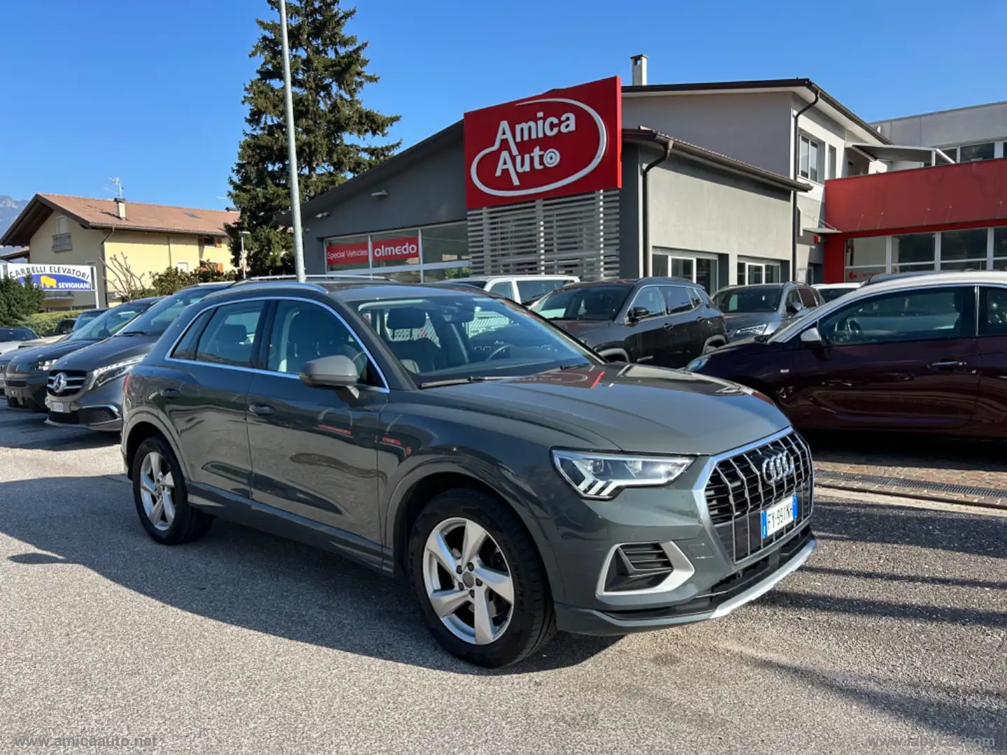 Audi Q3 40 TDI quattro S tronic BUSINESS ADVANCED 4X4 + MO Gris - 2