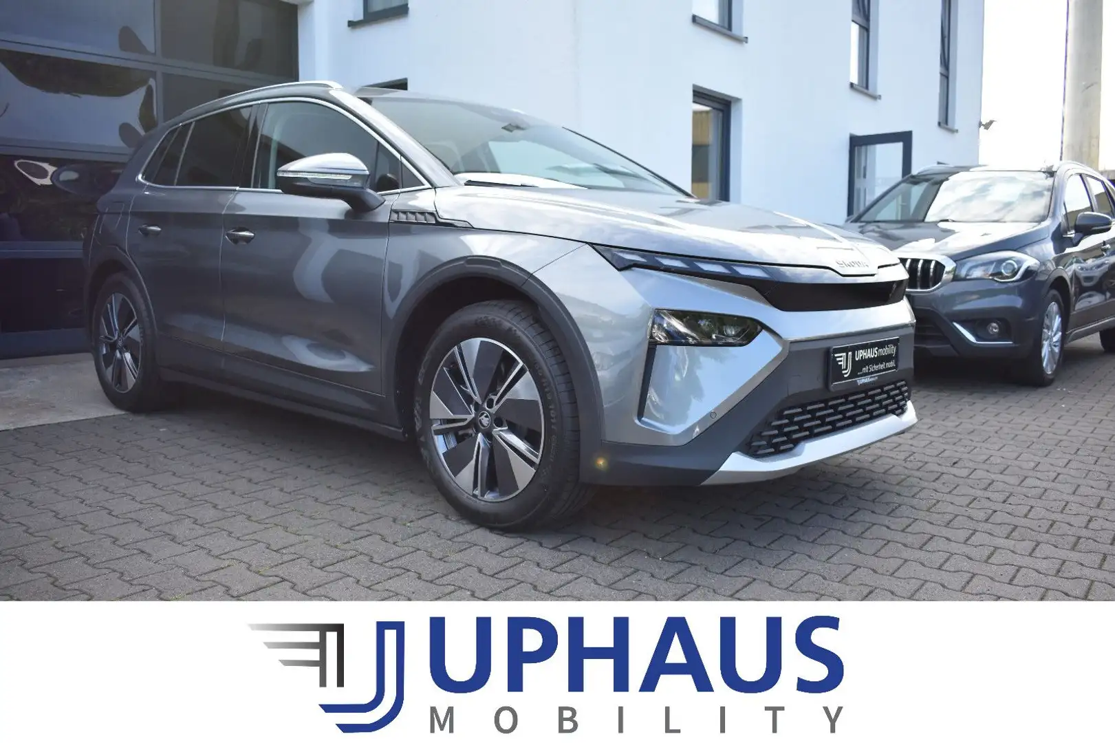 Skoda Elroq 85 Loft*Anhängerkupplung*Wärmepumpe*el.Hec Gris - 1