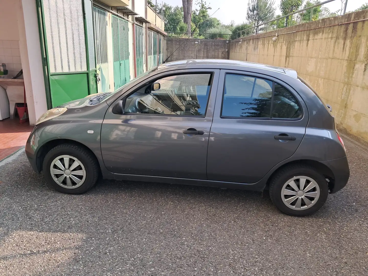 Nissan Micra Micra 5p 1.0 Visia Grigio - 2