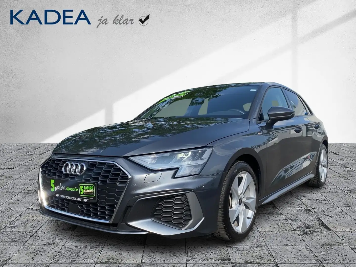 Audi A3 Sportback 30 TFSI S-Line Navi*SHZ*Temp*GJR Grau - 2