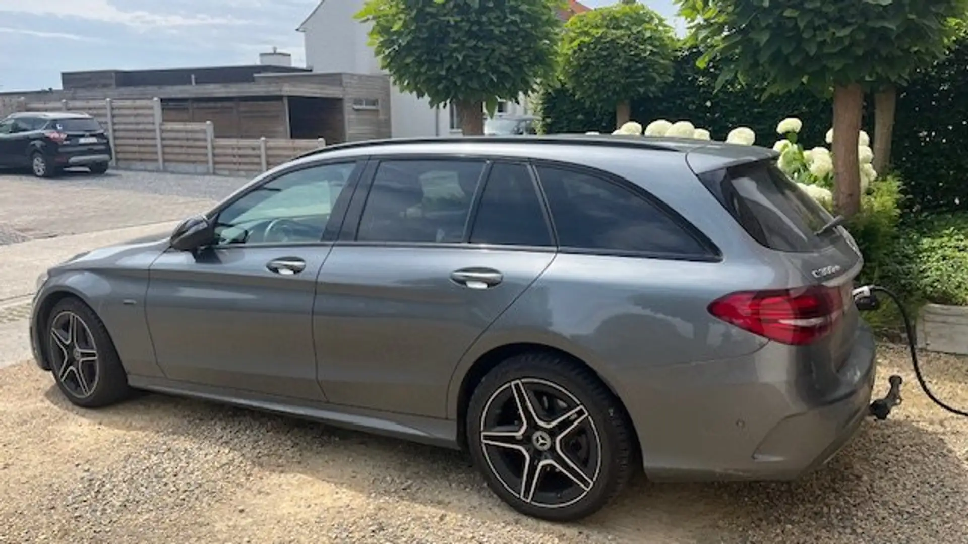 Mercedes-Benz C 300 C 300 de - AMG-pack - met inklapbare trekhaak Grijs - 2