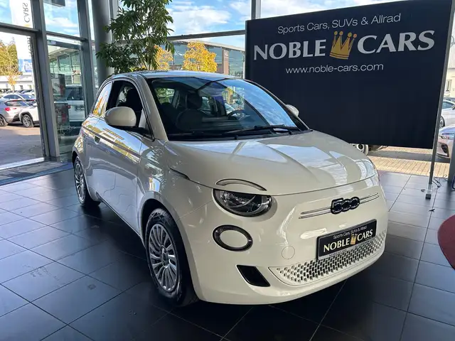 Fiat 500e Lim. CarPlay