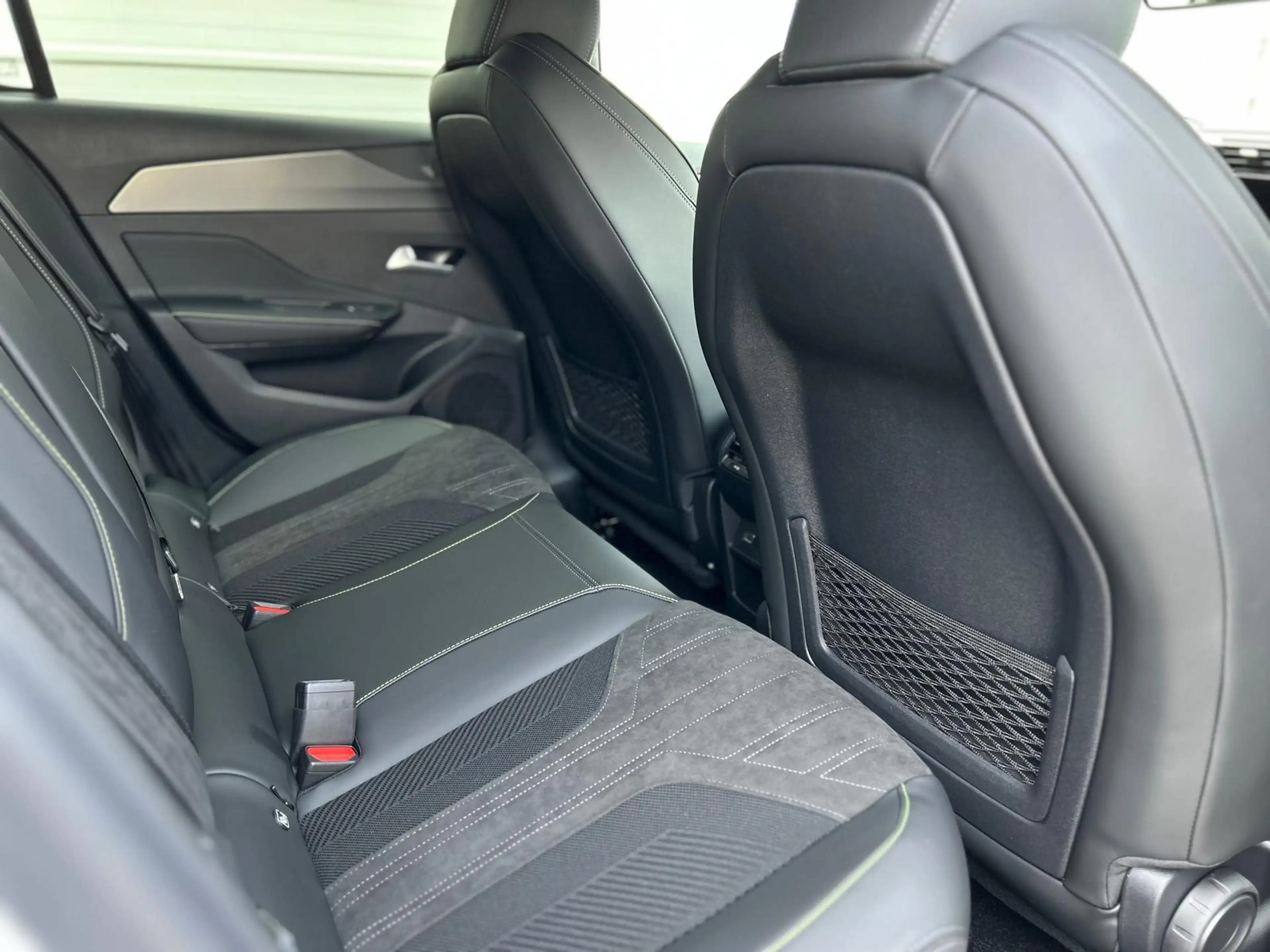 Peugeot 308 Hybrid 145 GT e-DCS6 *Pano*360*TOP ANGEBOT 107 ... — photo 7