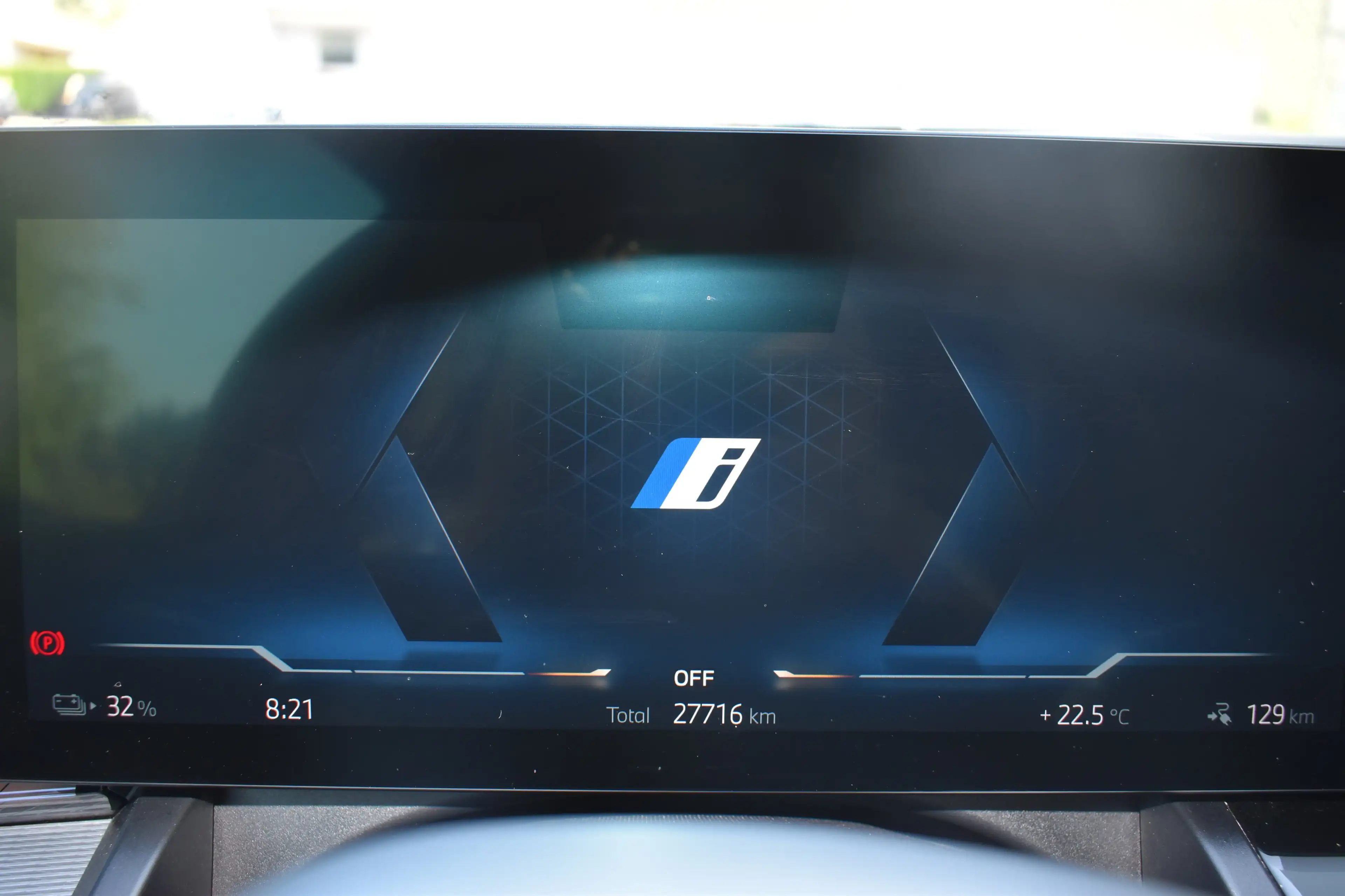 BMW i5 eDrive40 Touring M Sportpaket DAB LED AHK — photo 13