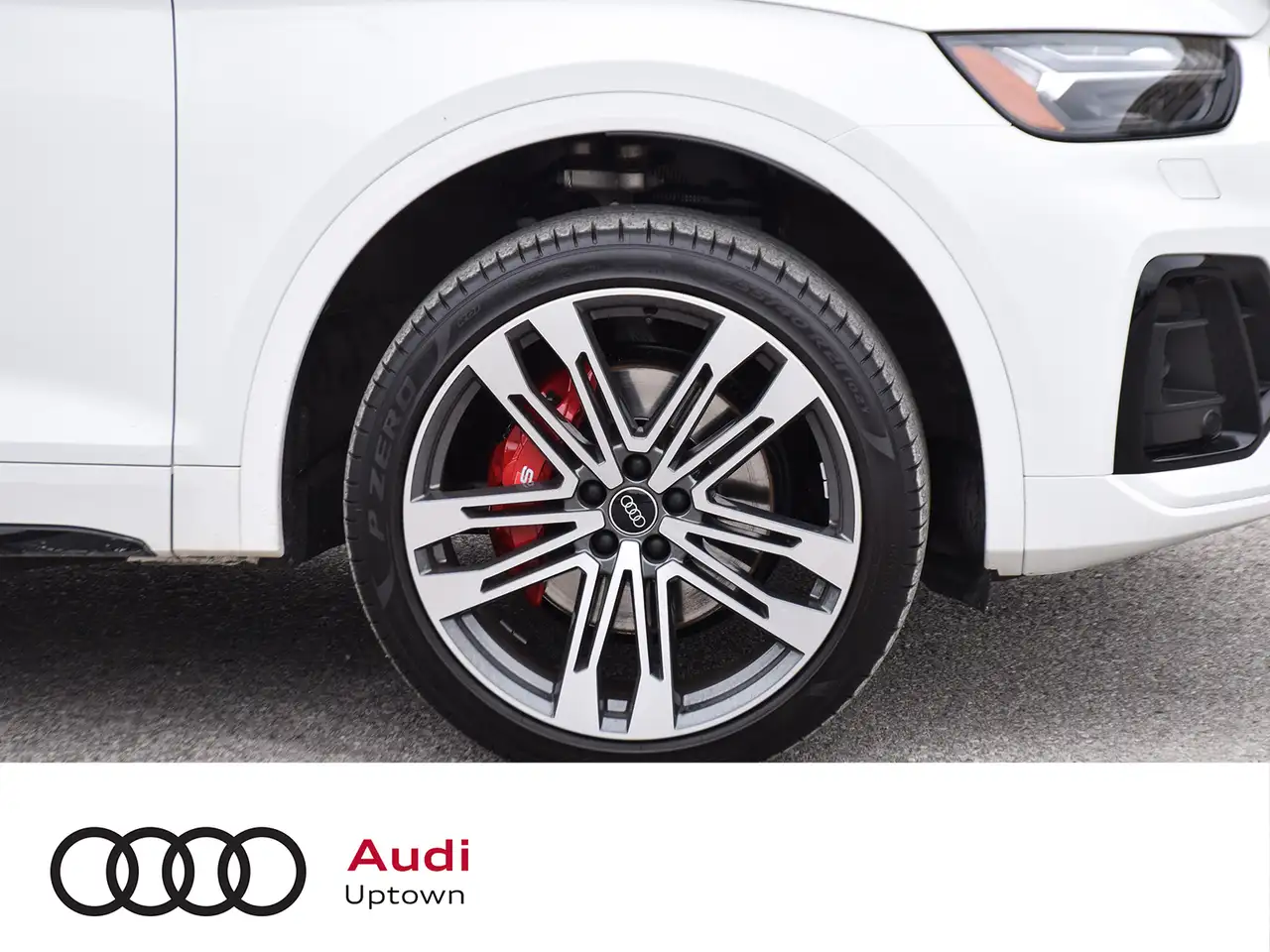 Audi SQ5 снимка Audi SQ5