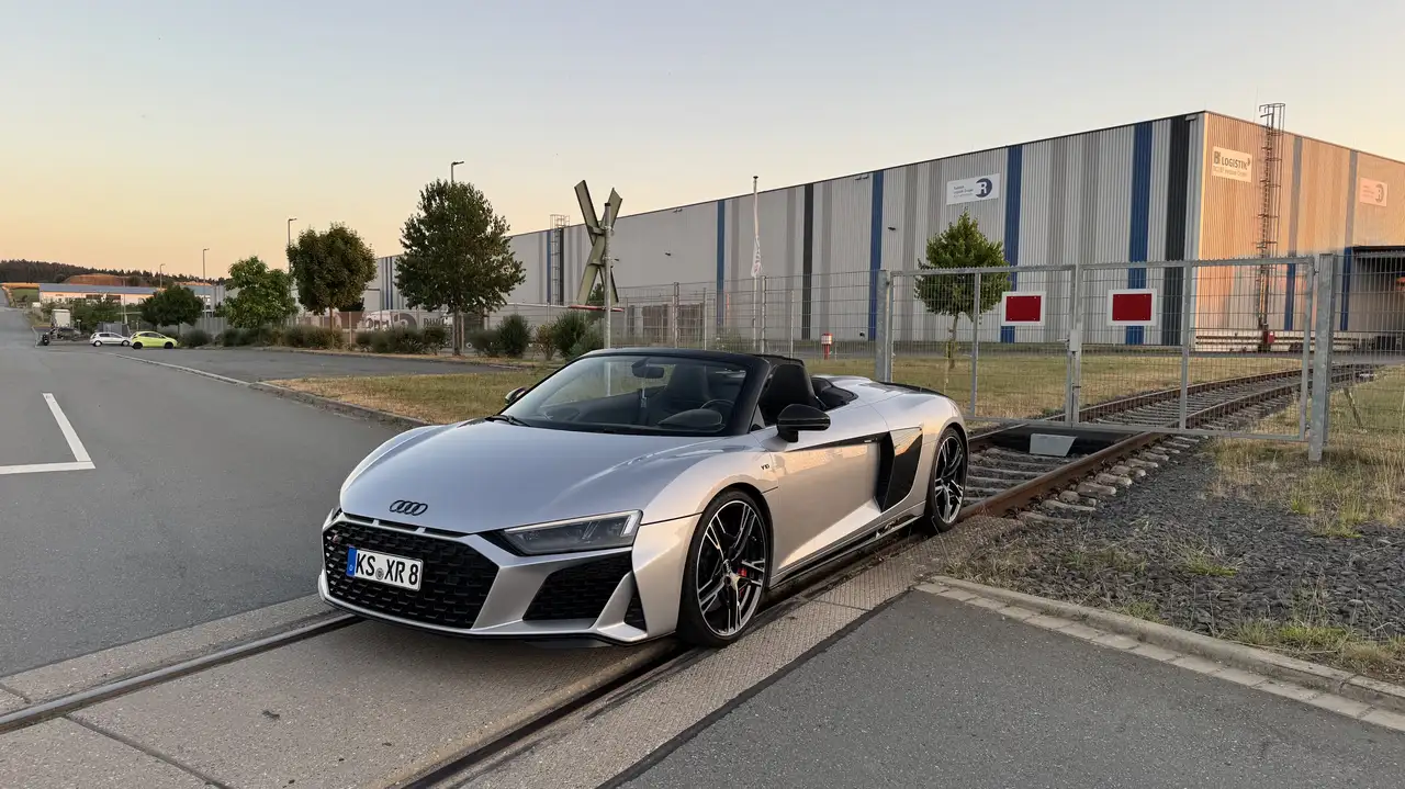 Audi R8