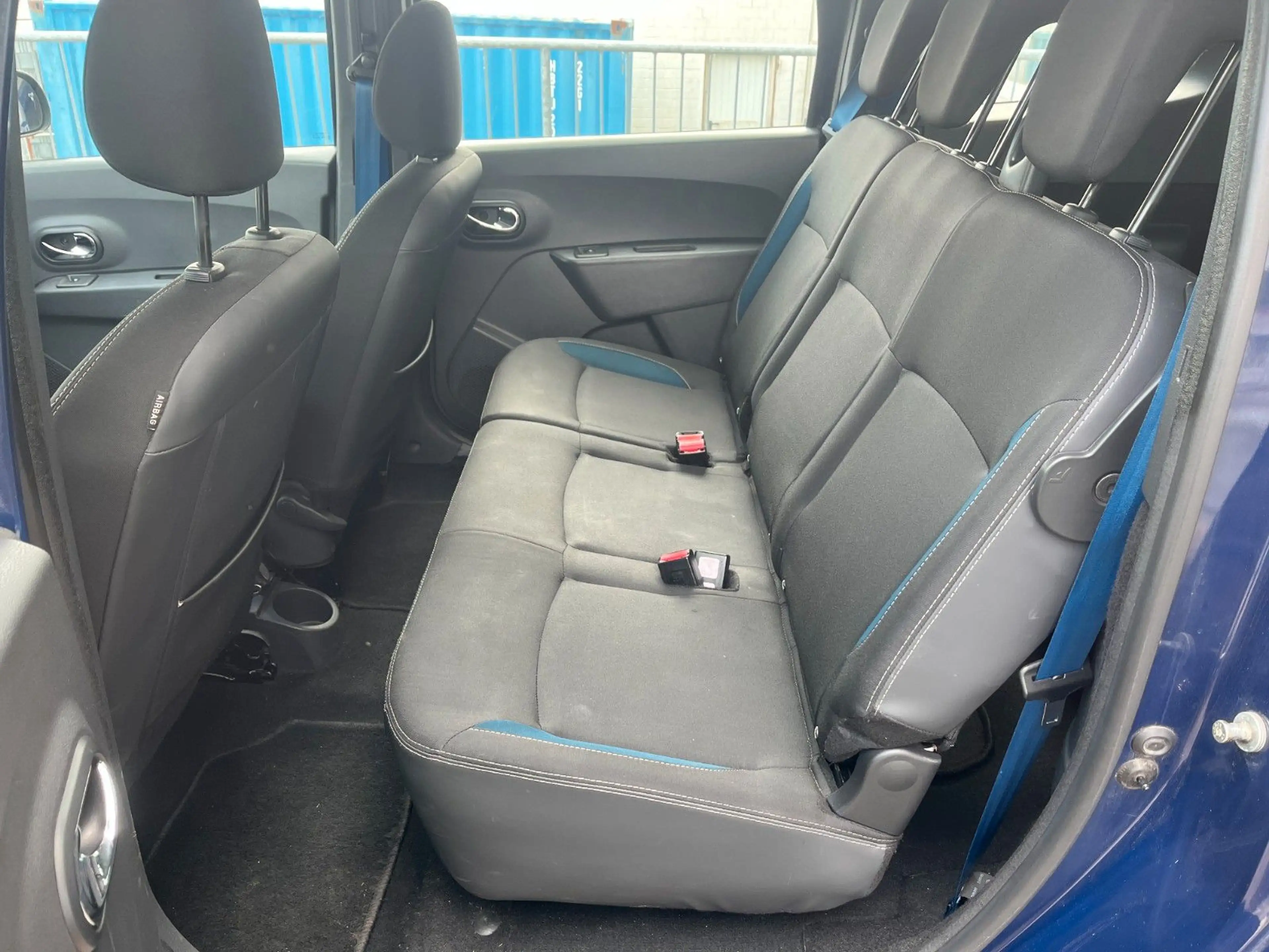 Dacia Lodgy Celebration 1.2 TCe 115 — photo 14