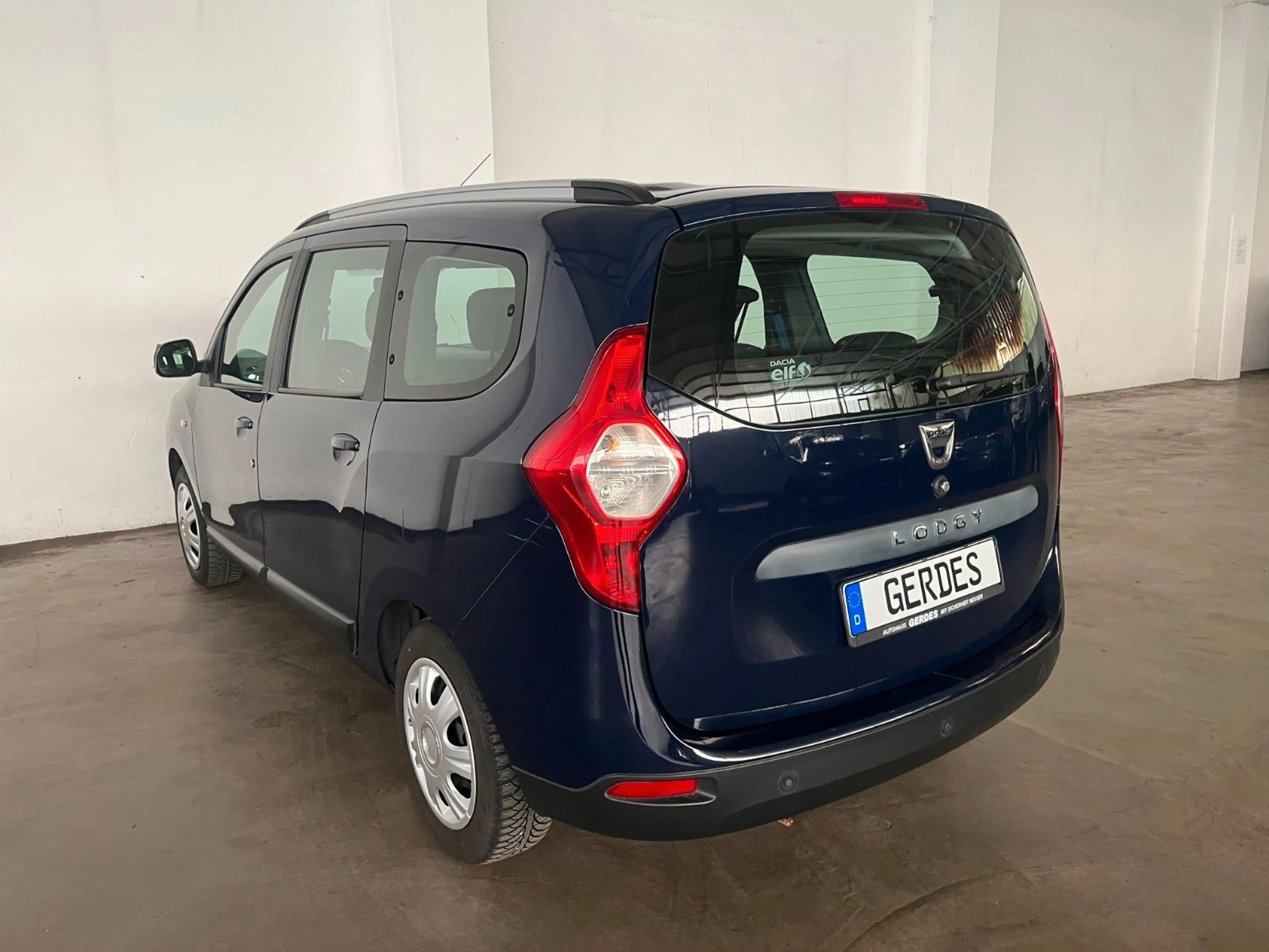 Dacia Lodgy Celebration 1.2 TCe 115 — photo 6