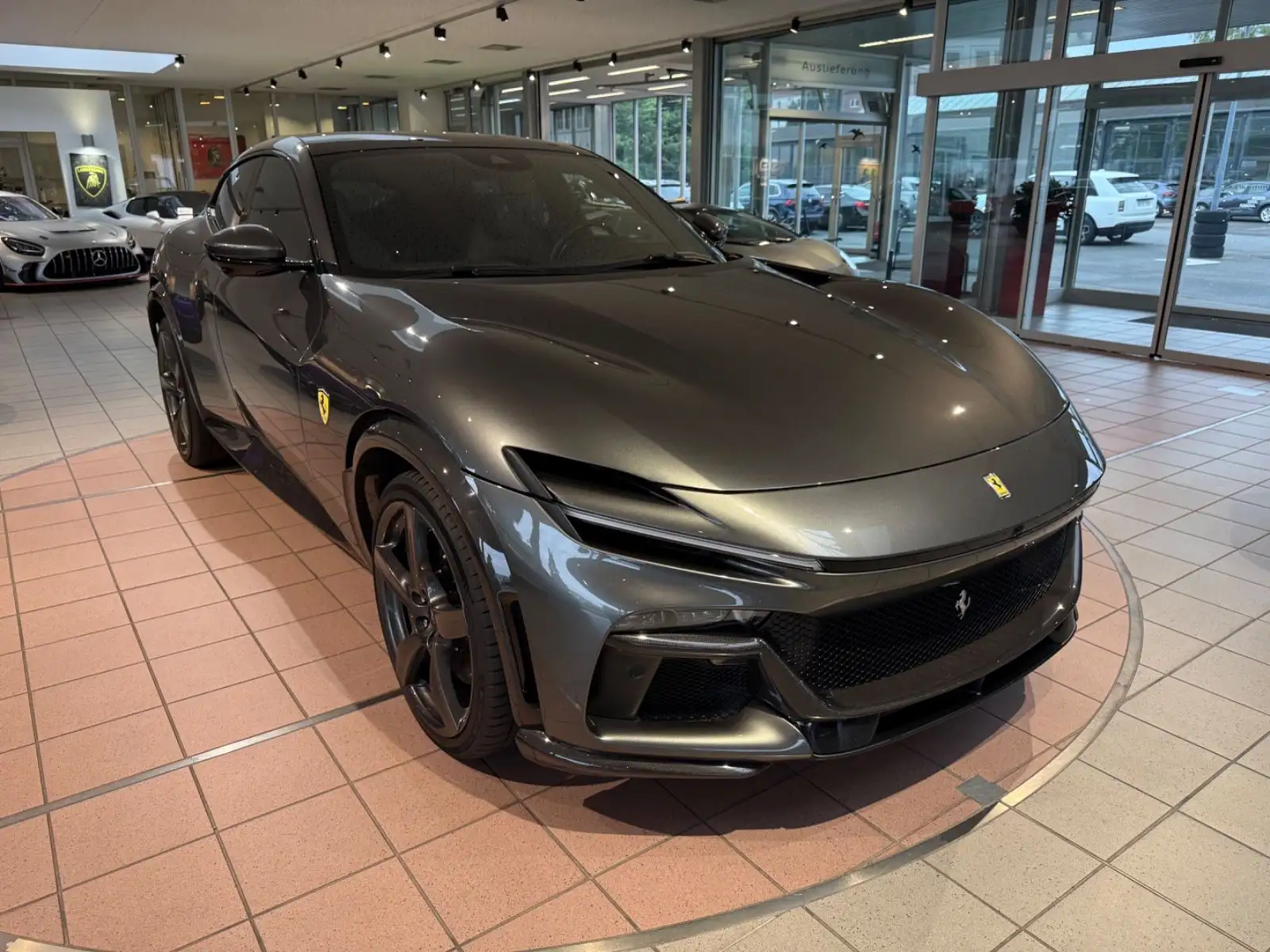 Ferrari V12 CARBON