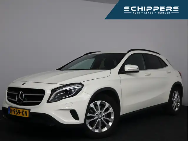 Mercedes-Benz GLA 250 | Voorstoel verwarmd | 17 '' velgen |
